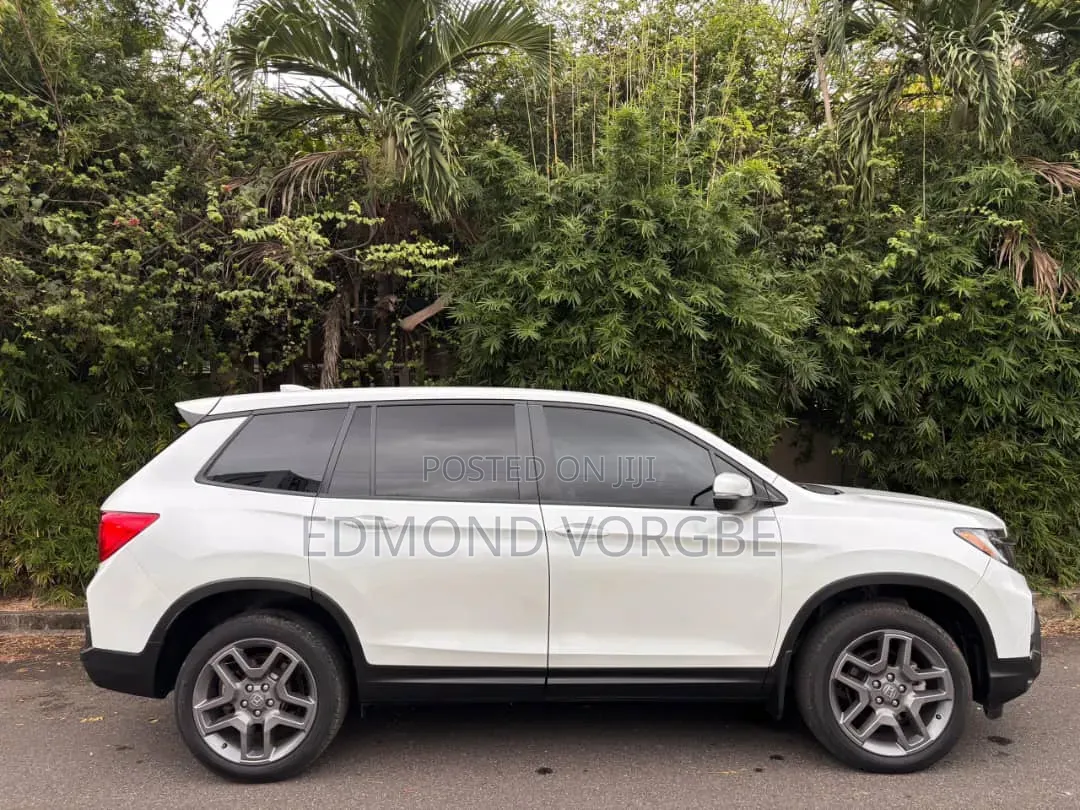 Honda Passport 2023 White