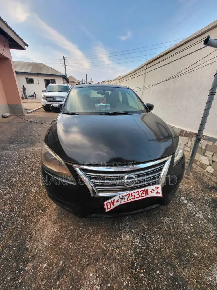 Nissan Sentra 2015 Black