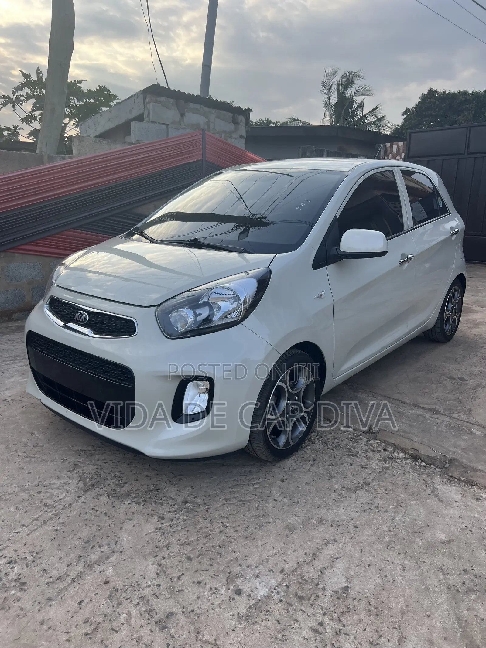 Kia Morning 2016 Beige
