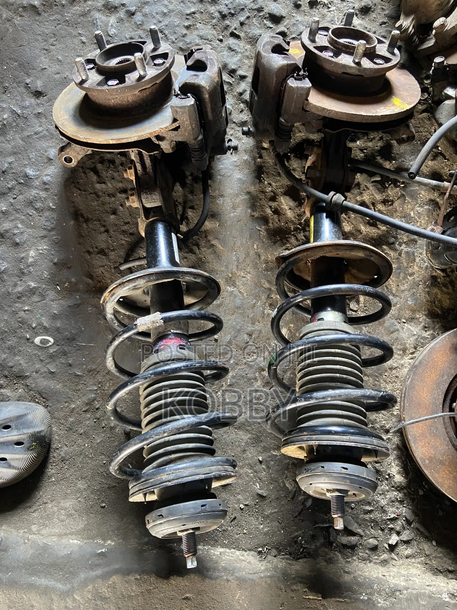 Yaris / Vitz 2006,2007,2009,2011,2012,2013,2014,front Shocks Home Used
