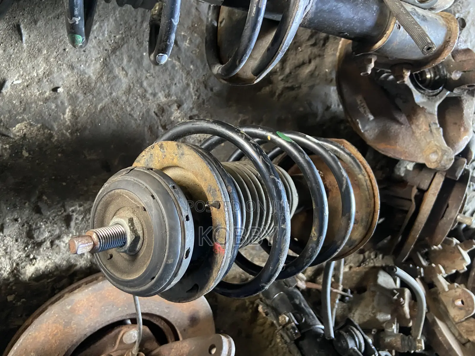 Yaris / Vitz 2006,2007,2009,2011,2012,2013,2014,front Shocks Home Used