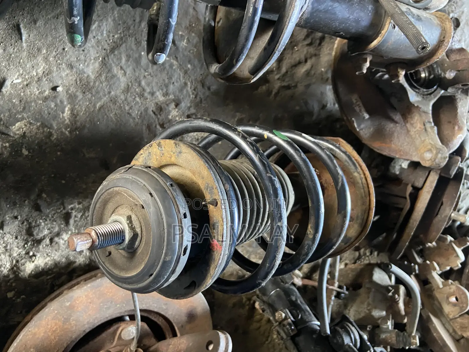 Yaris / Vitz 2006,2007,2009,2011,2012,2013,2014,front Shocks Home Used