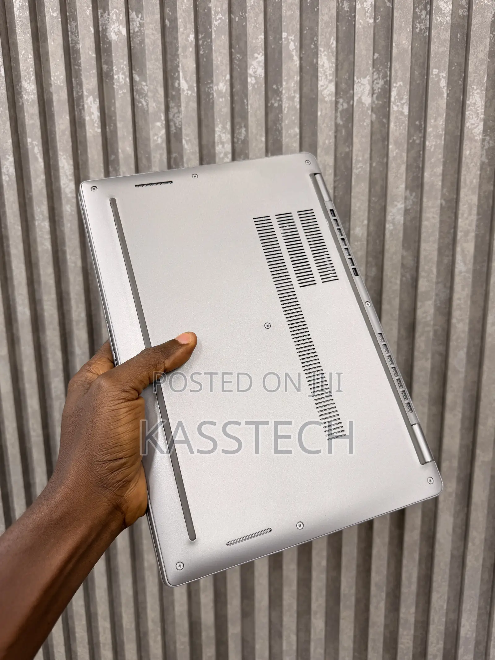 Laptop Dell Latitude 5320 8GB Intel Core i5 SSD 256GB