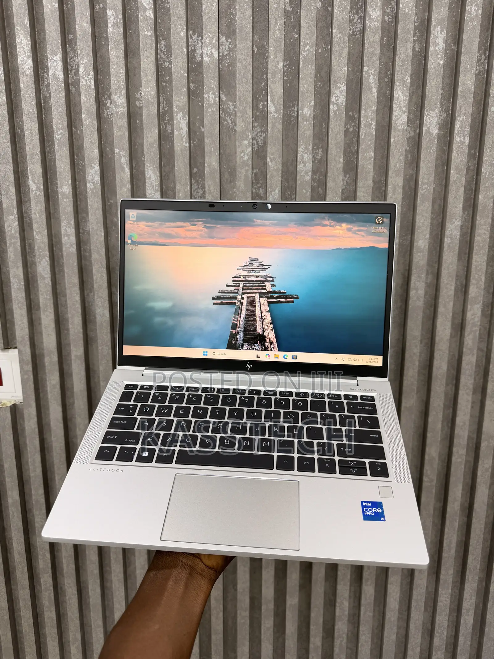 Laptop HP EliteBook 830 G8 8GB Intel Core i5 SSD 256GB