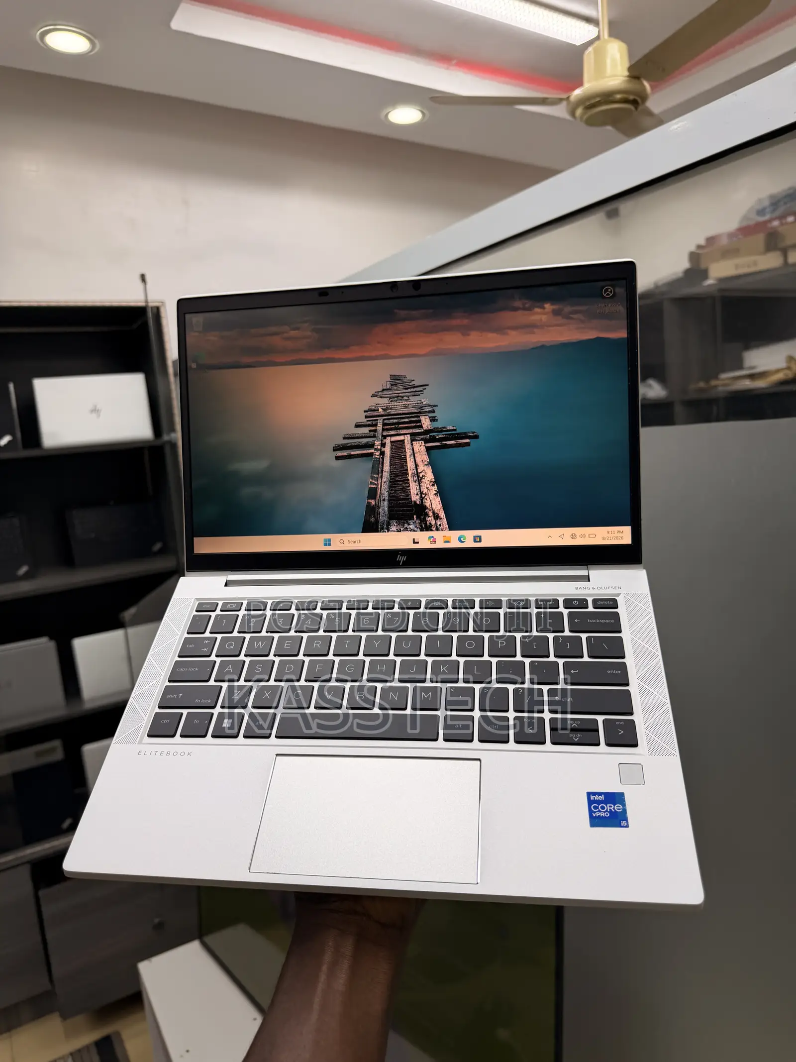 Laptop HP EliteBook 830 G8 8GB Intel Core i5 SSD 256GB