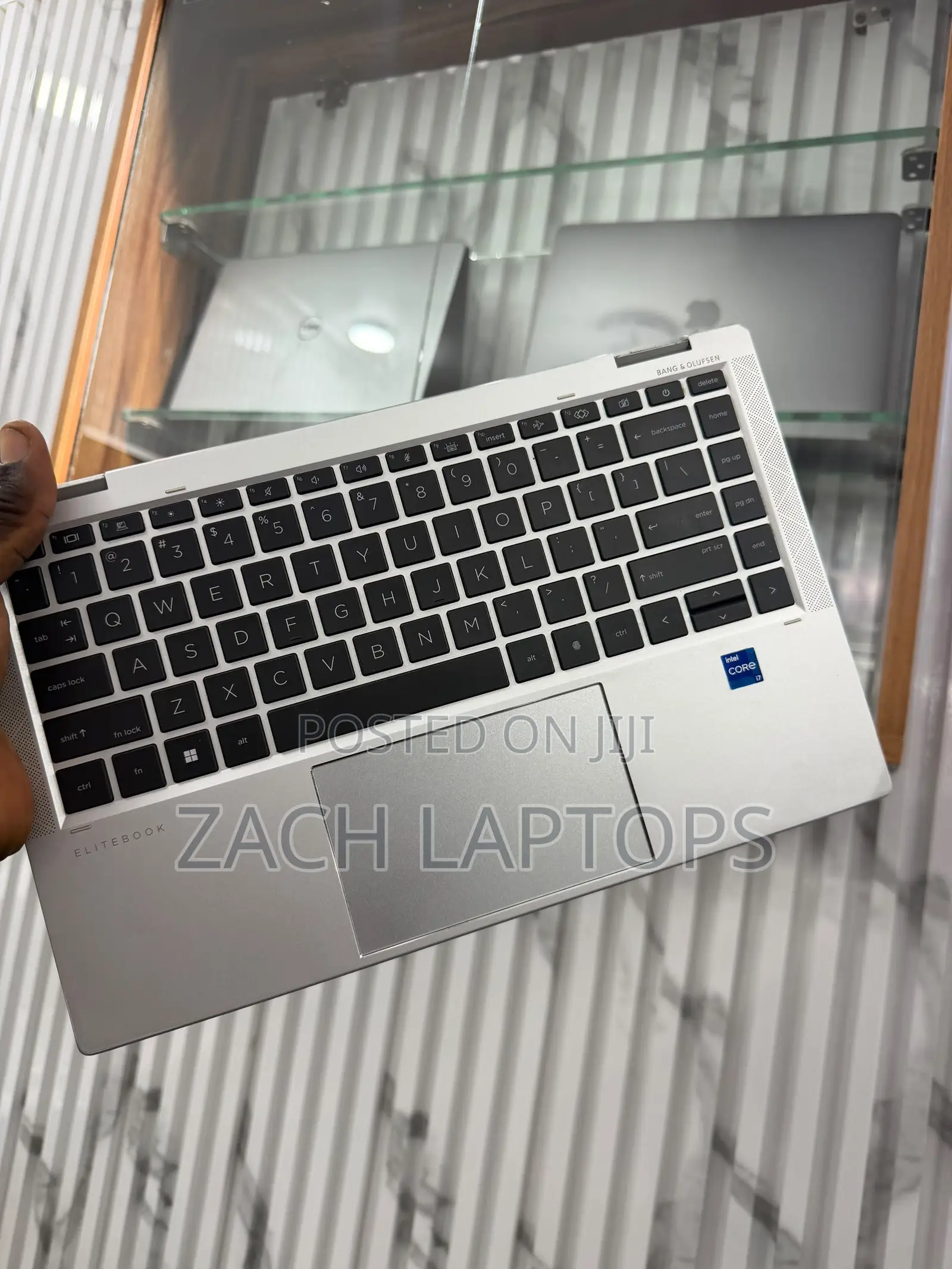 Laptop HP EliteBook 1040 G8 16GB Intel Core i7 SSD 512GB