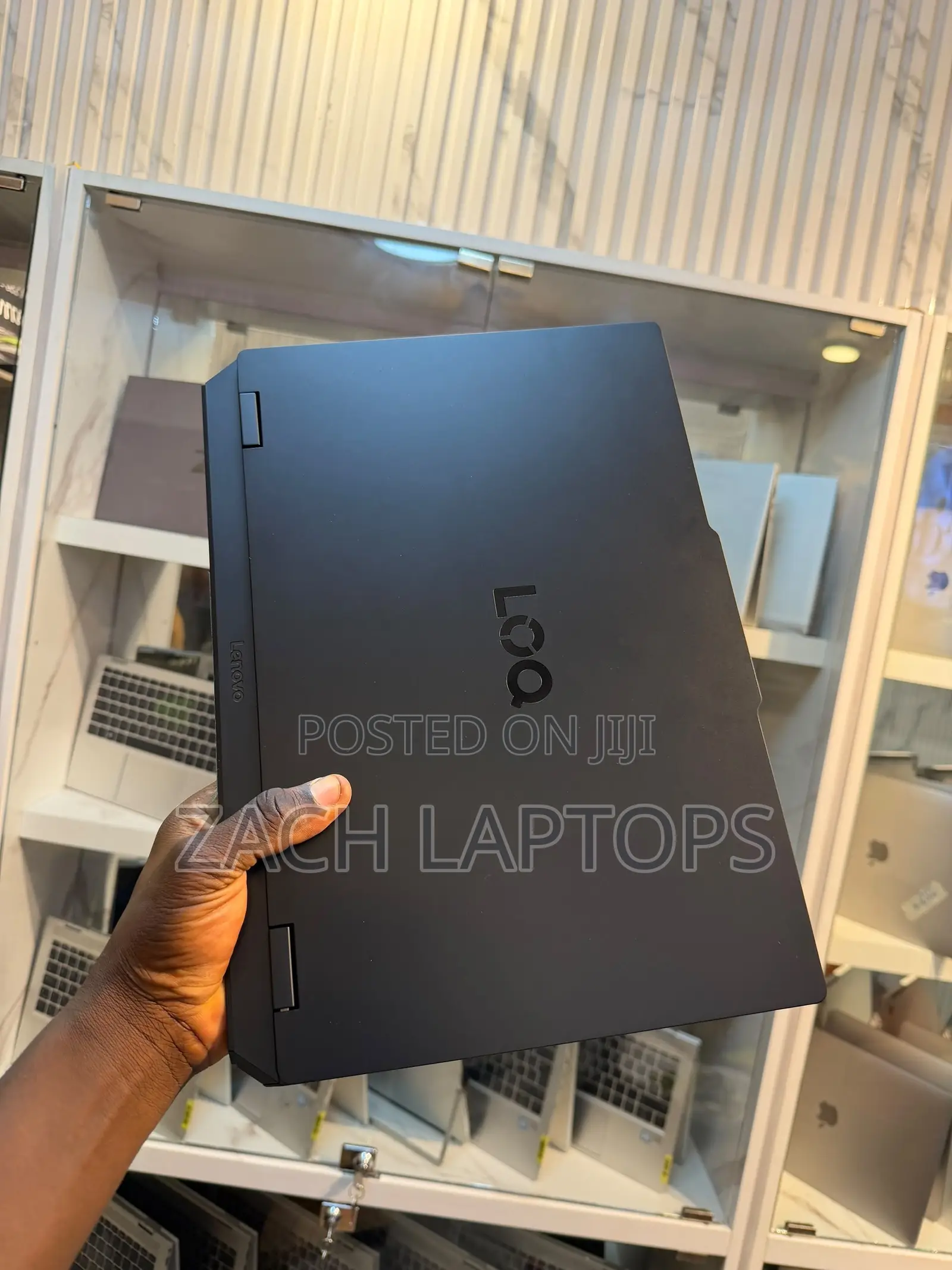 New Laptop Lenovo LOQ 15AHP10 16GB AMD Ryzen 7 SSD 512GB