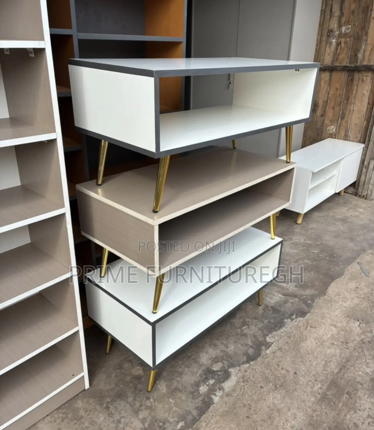 Laminated Wood Center Table