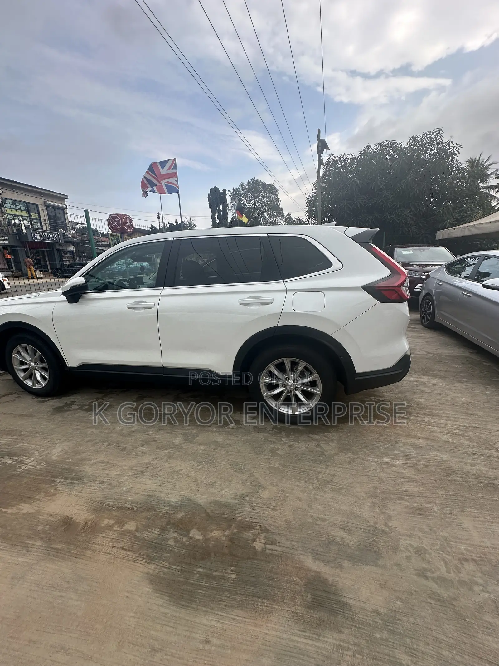 Honda CR-V 2023 White