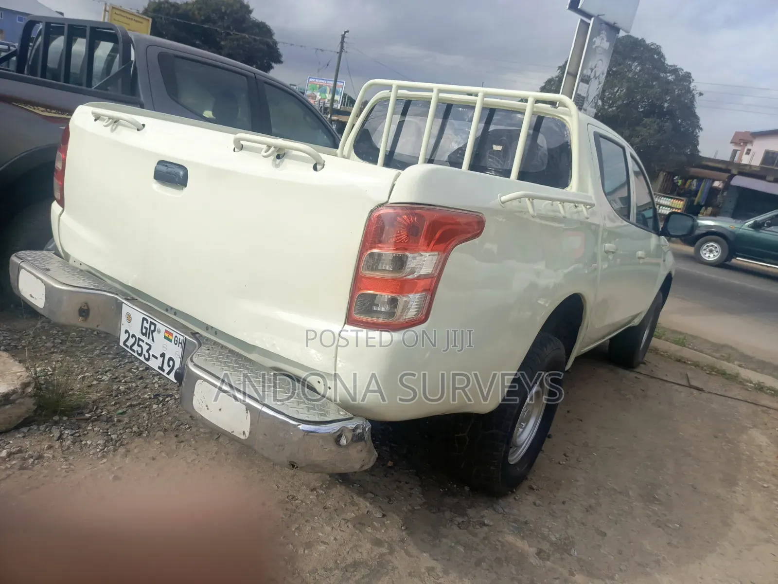 Mitsubishi L200 2016 White