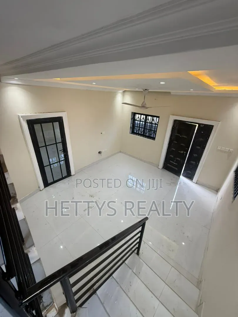 2bdrm House in Baah Yard for sale