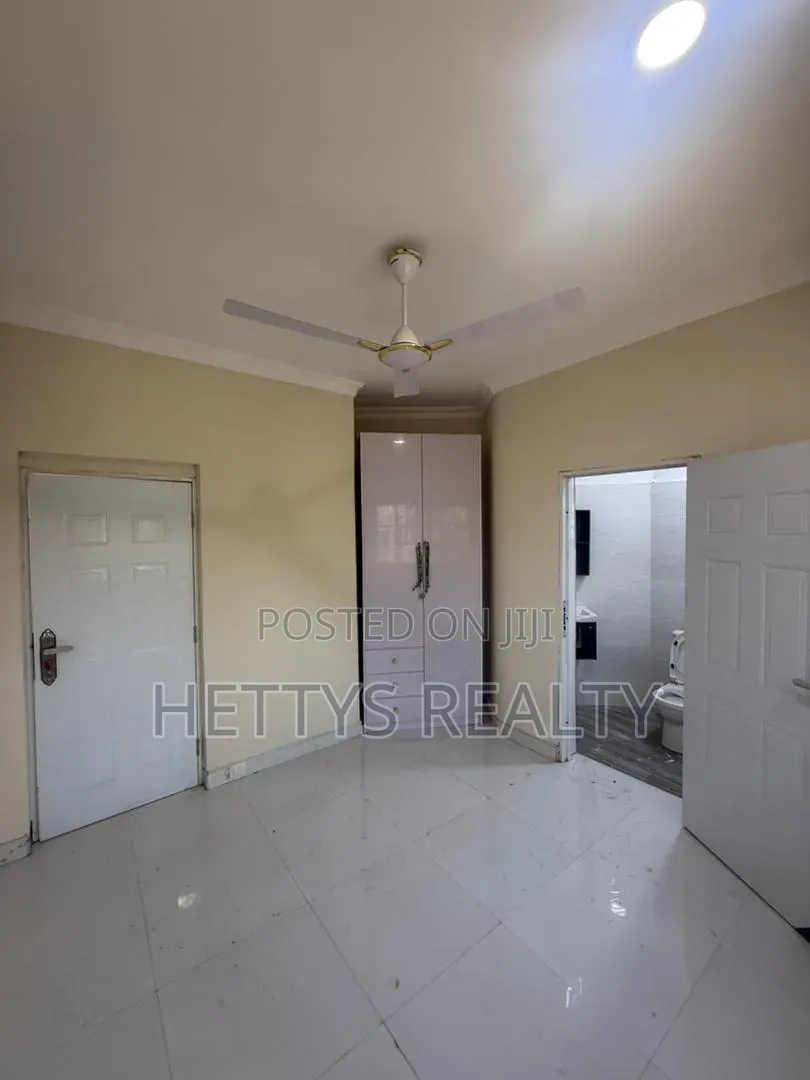 2bdrm House in Baah Yard for sale