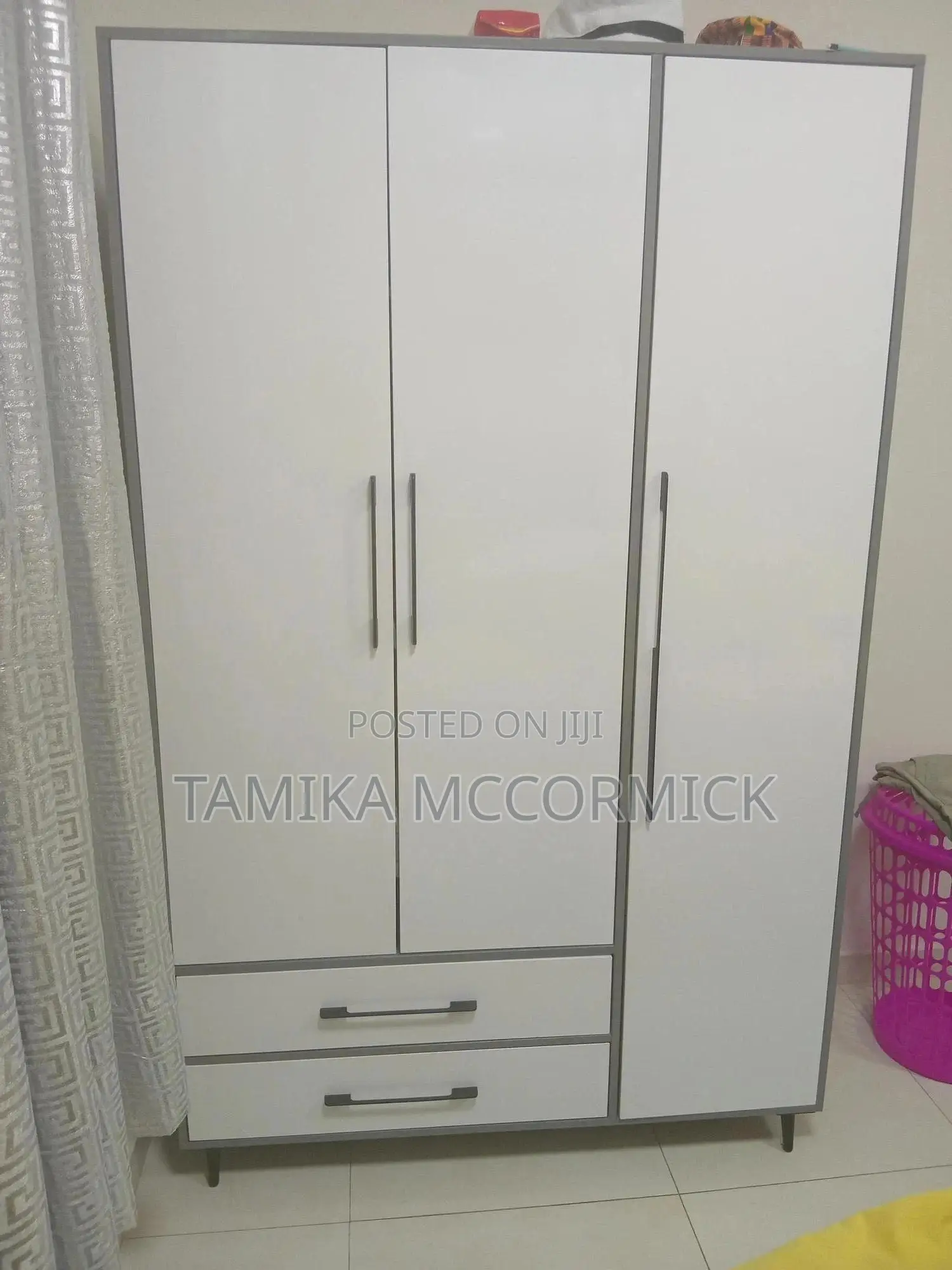 Kings Size Bedroom Suite