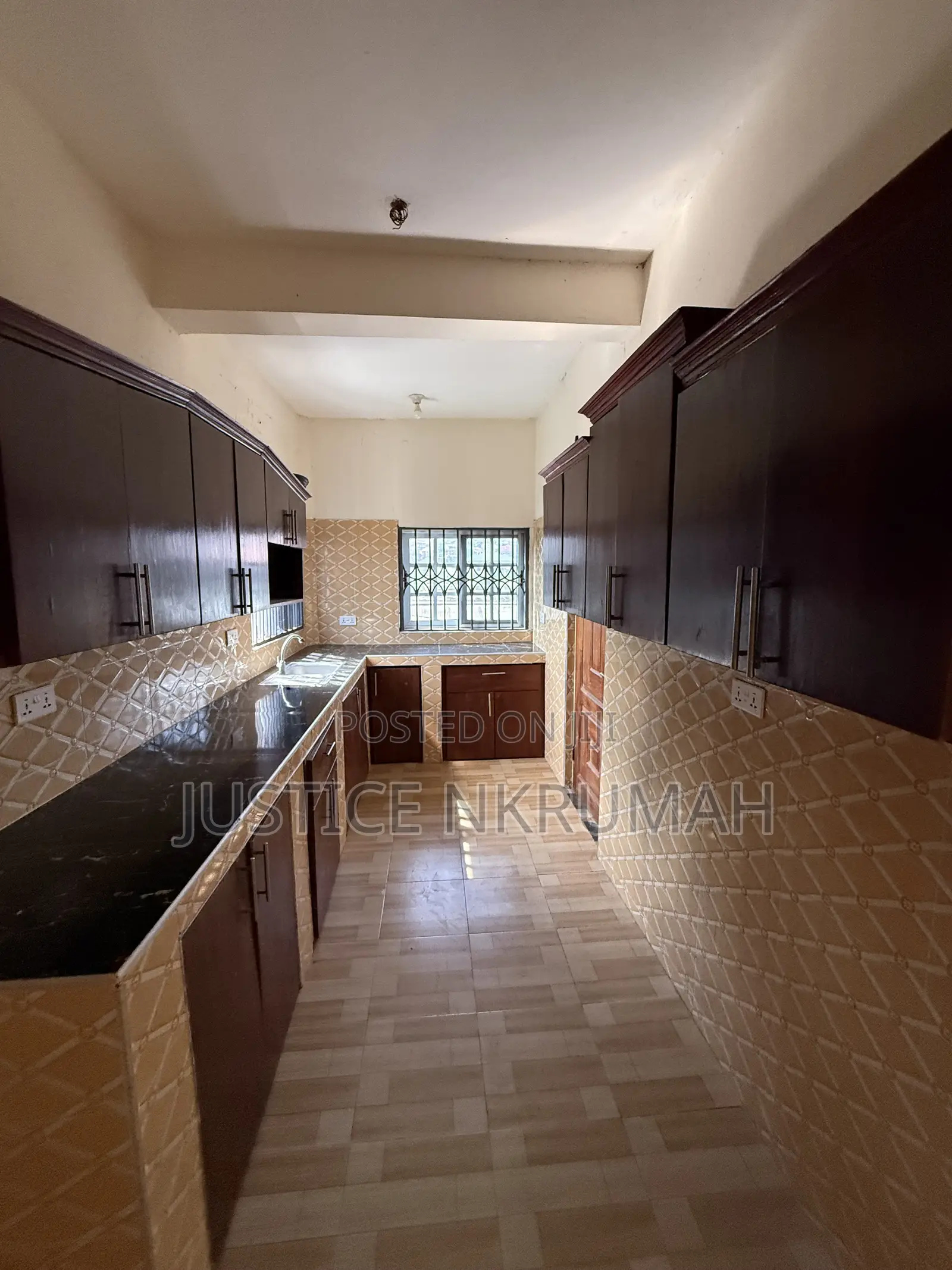 2bdrm Apartment in Mr Justice Estate, Old Barrier for rent