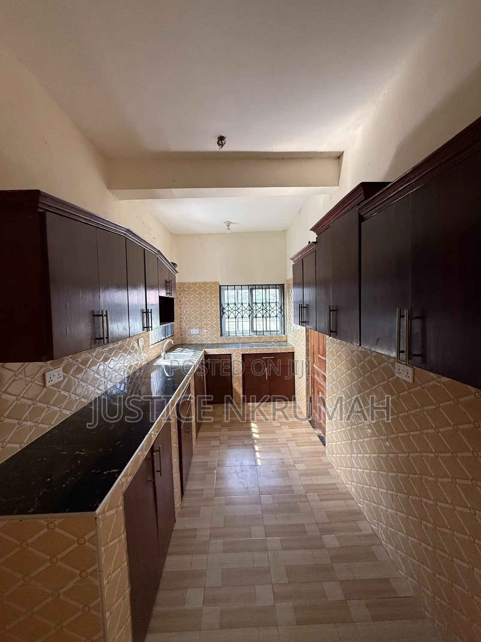 2bdrm Apartment in Mr Justice Estate, Old Barrier for rent