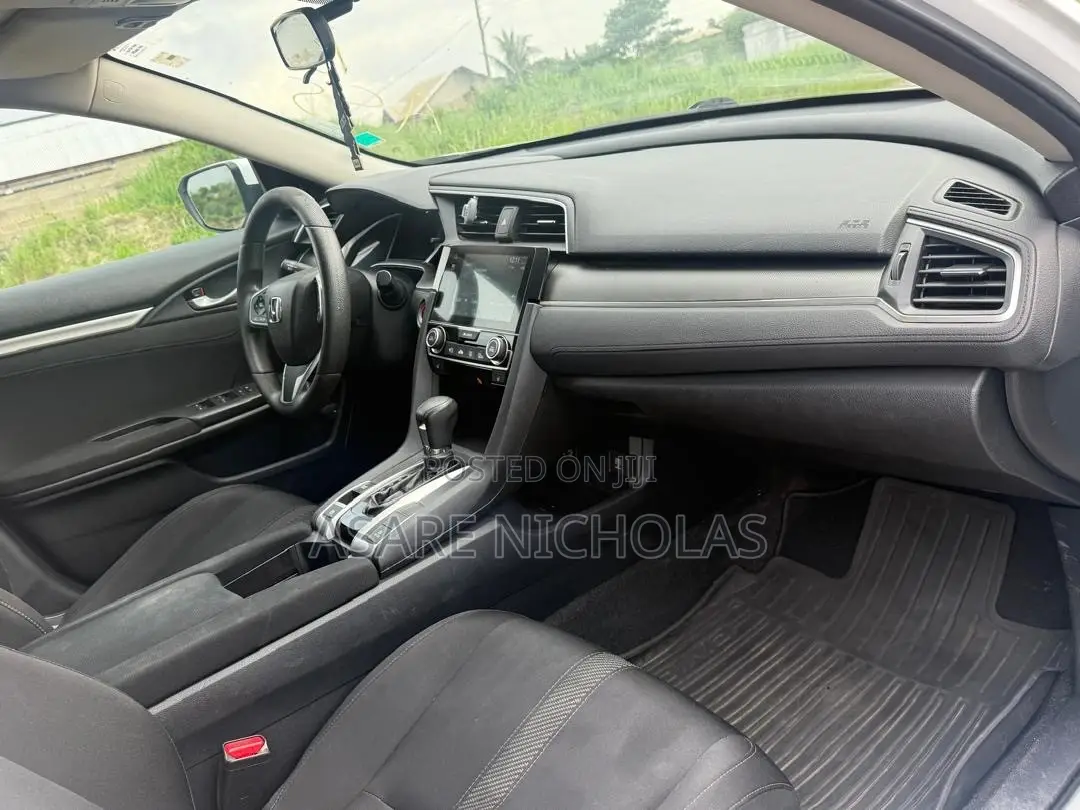 Honda Civic 2017 White