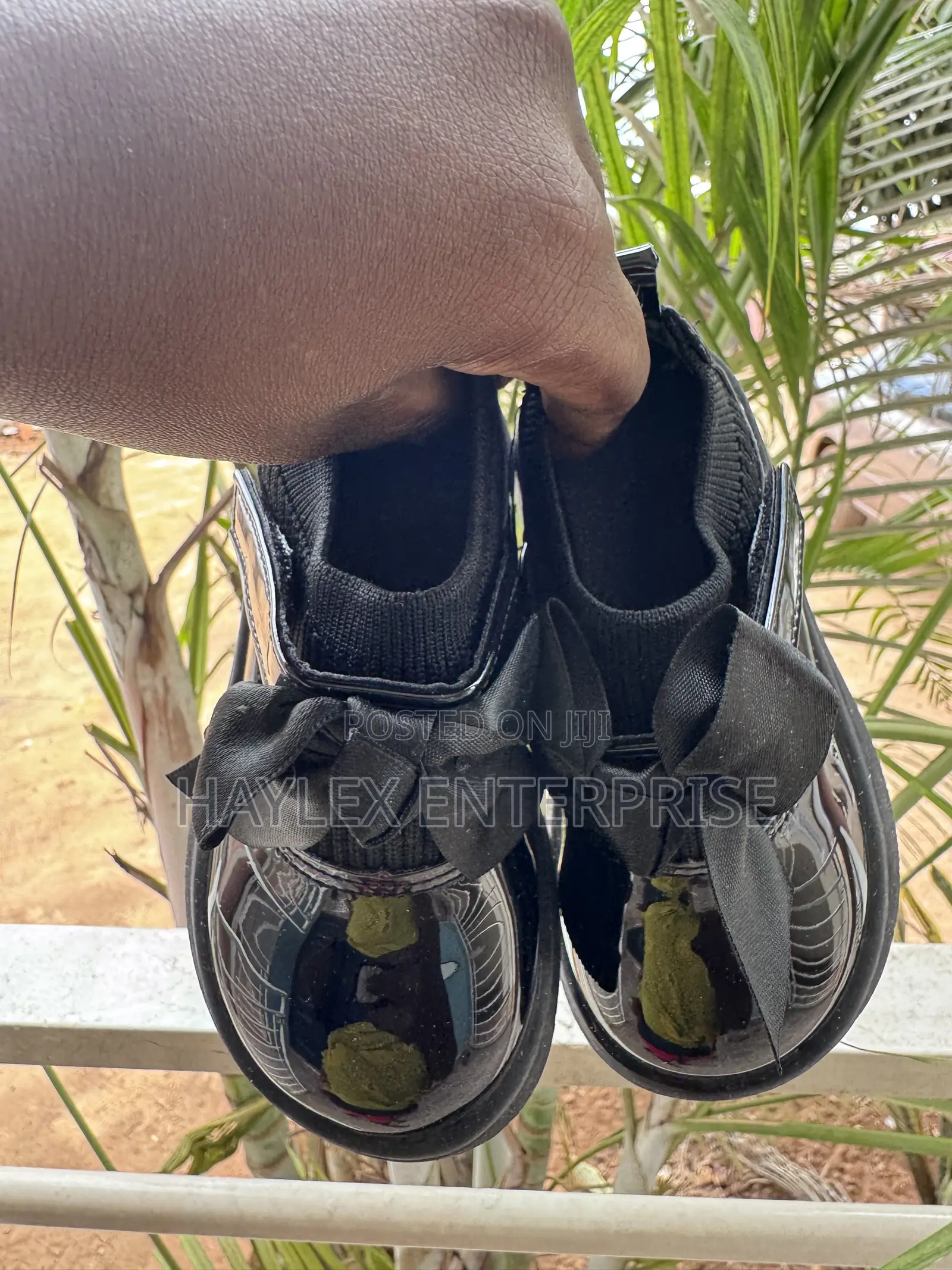 Black Shoe You Don’t Want to Miss It
