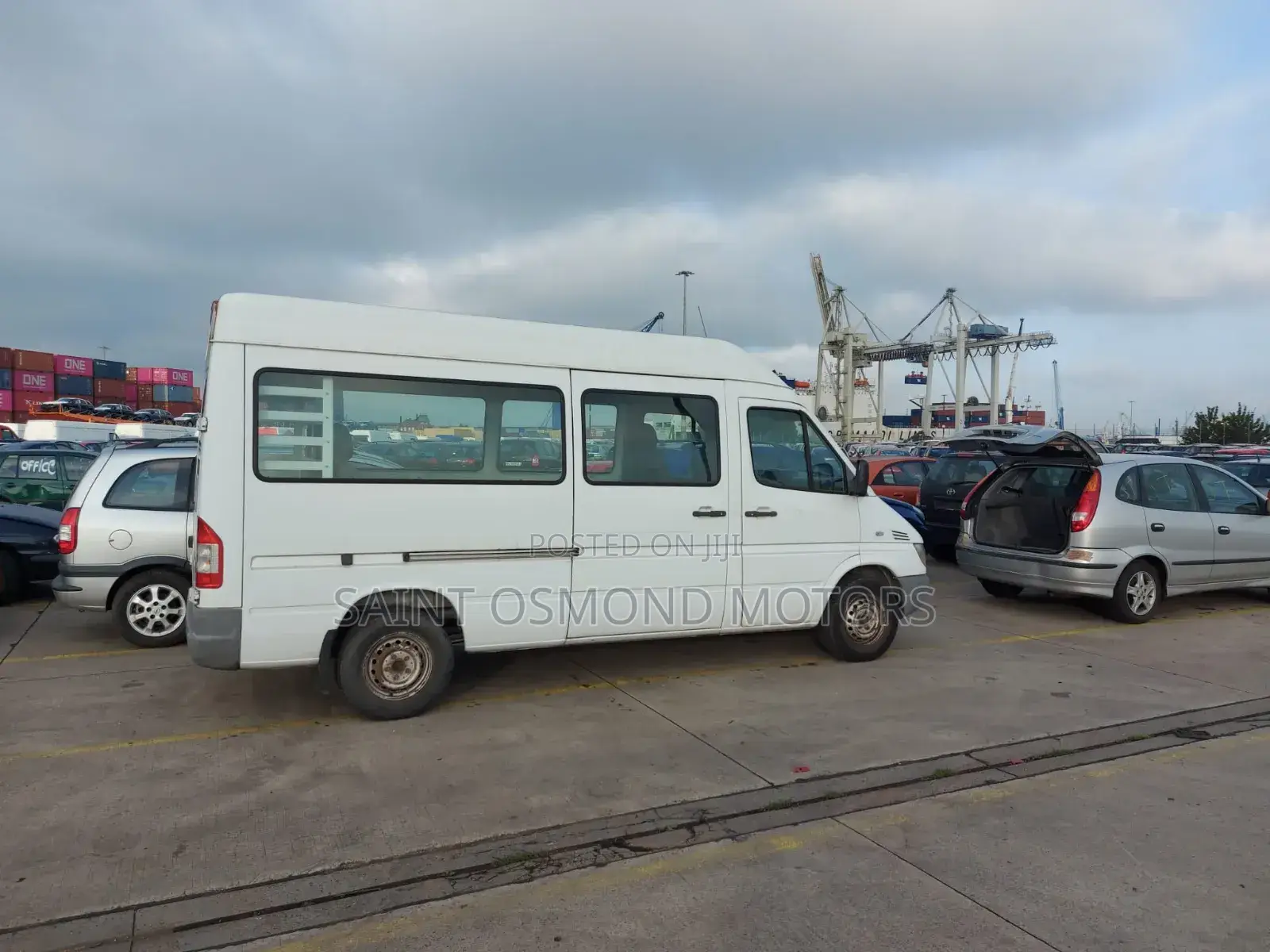 Mercedes-Benz Sprinter 2009 White