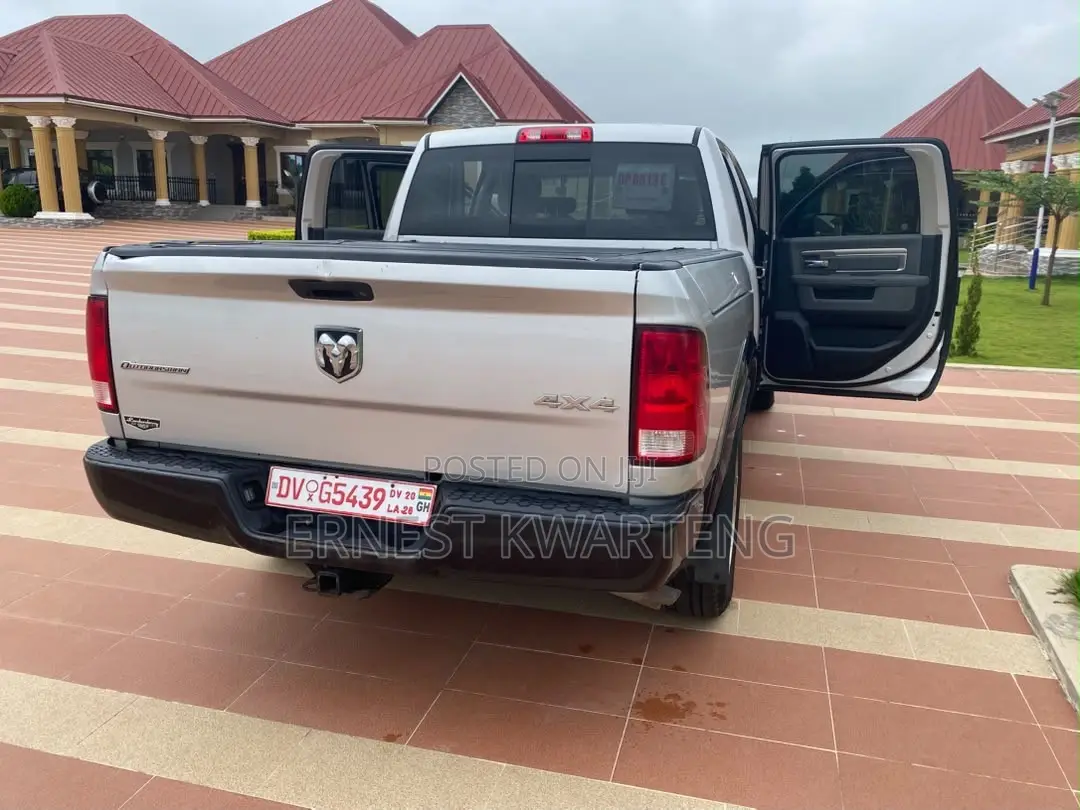 Dodge RAM 1500 3.6 Petrol AWD 2018 Silver