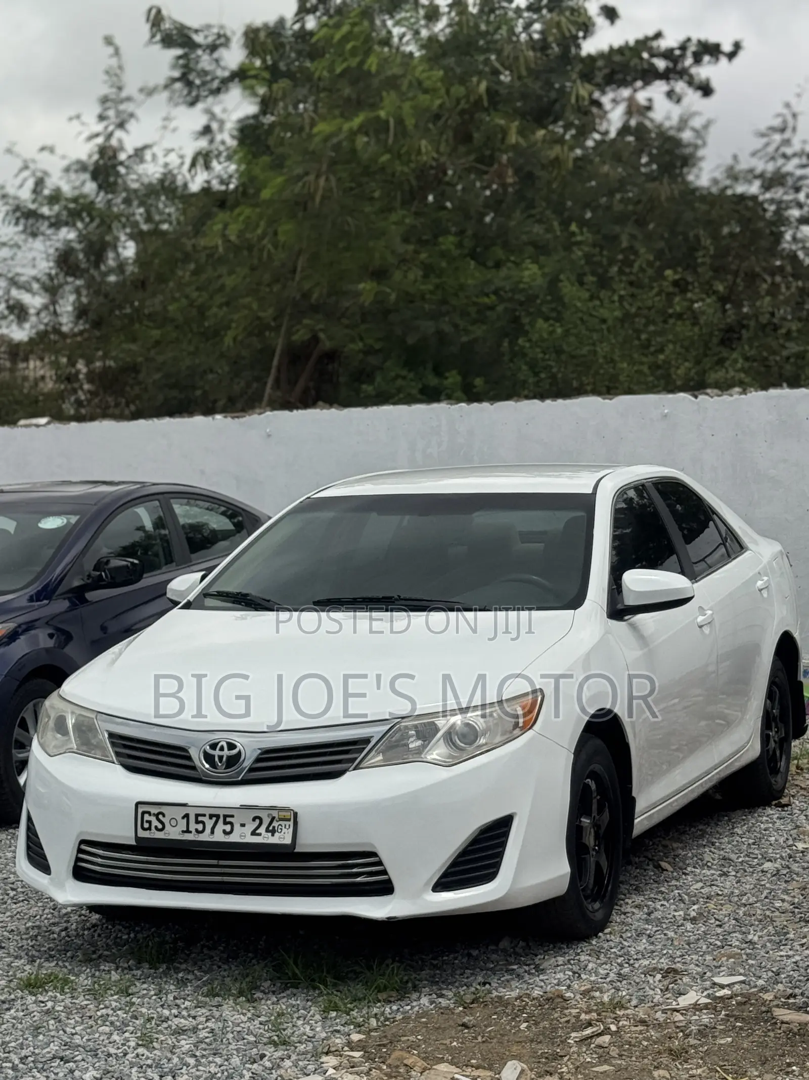Toyota Camry LE 4dr Sedan (2.5L 4cyl 6A) 2014 White