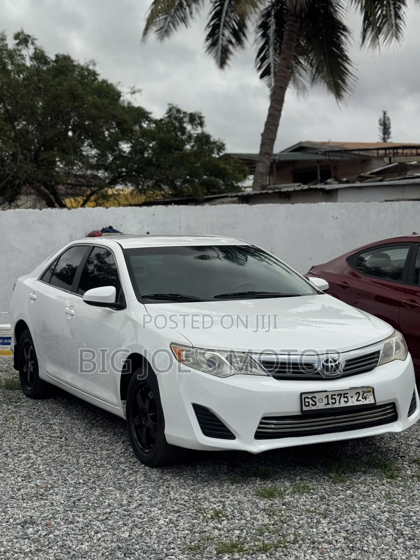 Toyota Camry LE 4dr Sedan (2.5L 4cyl 6A) 2014 White