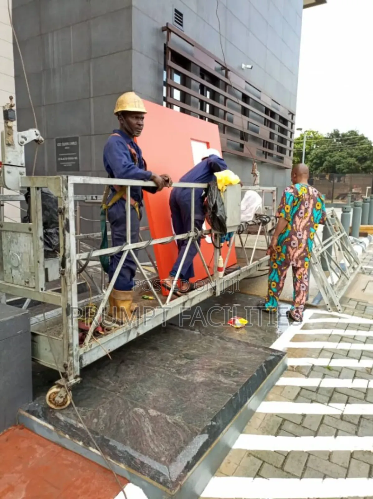 Suspended Platform for Alucubond Works