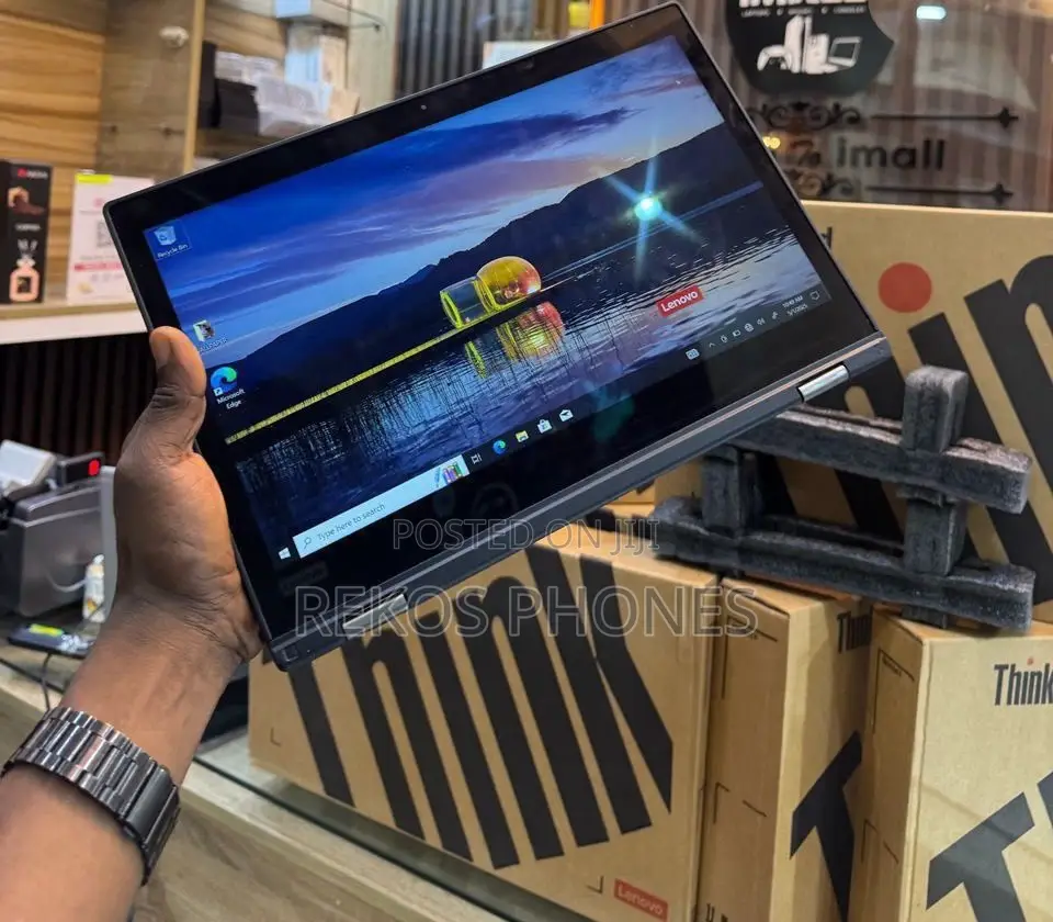 New Laptop Lenovo ThinkPad X1 Yoga 8GB Intel Core i5 SSD 256GB