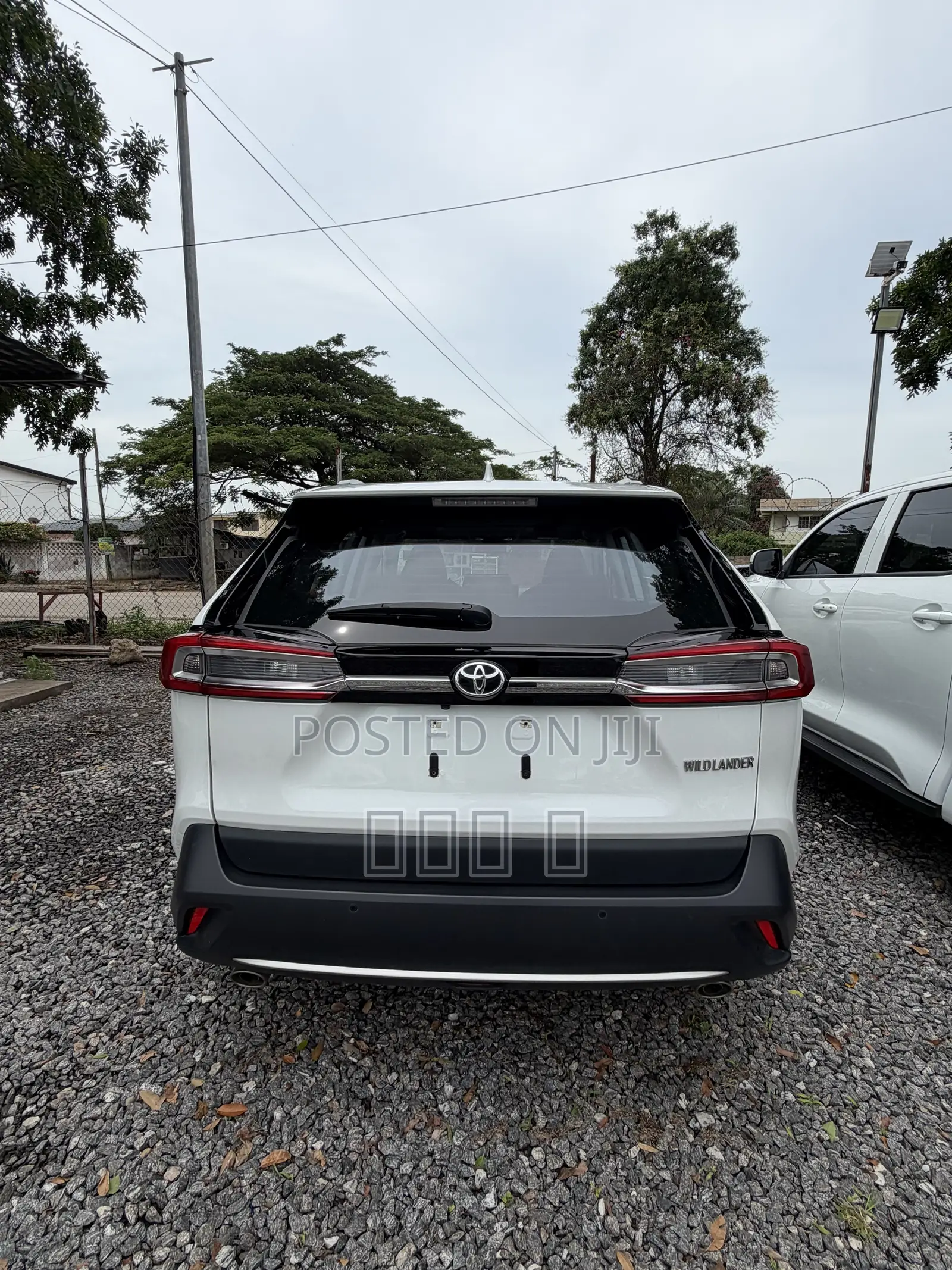 Toyota RAV4 XLE Premium FWD 2023 Black