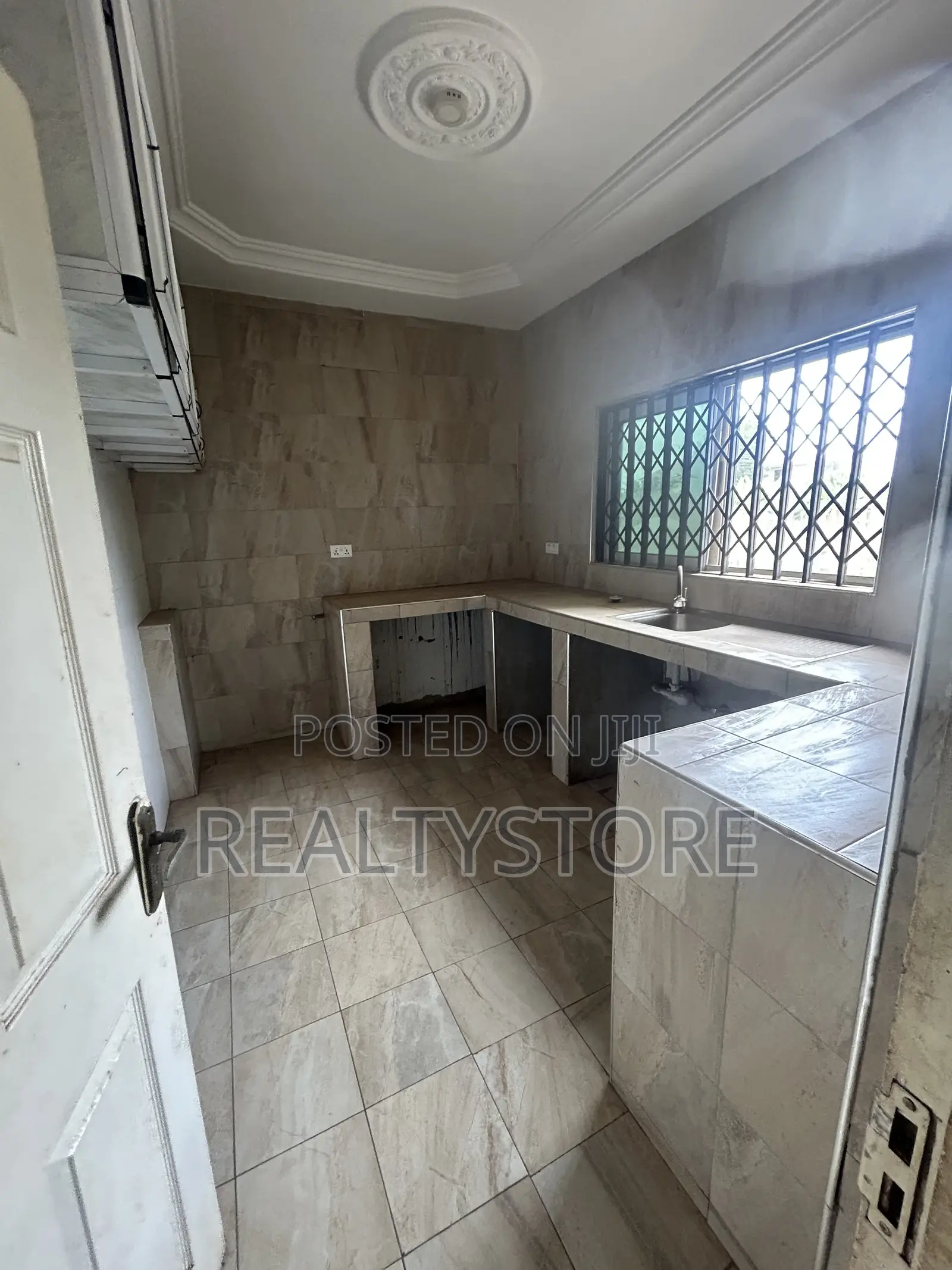 2bdrm Apartment in Ashongman Estate, Accra Metropolitan for rent