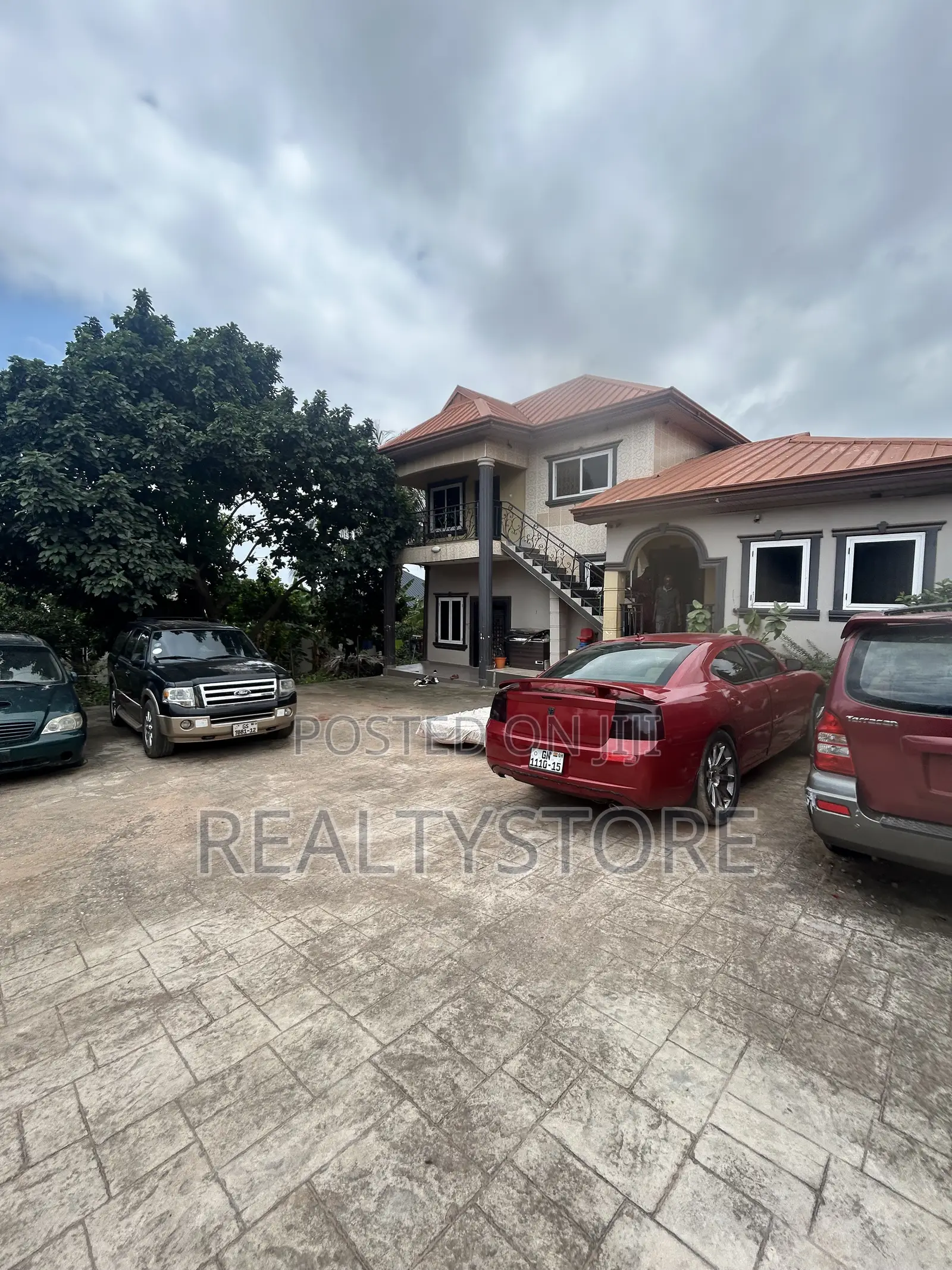 2bdrm Apartment in Ashongman Estate, Accra Metropolitan for rent