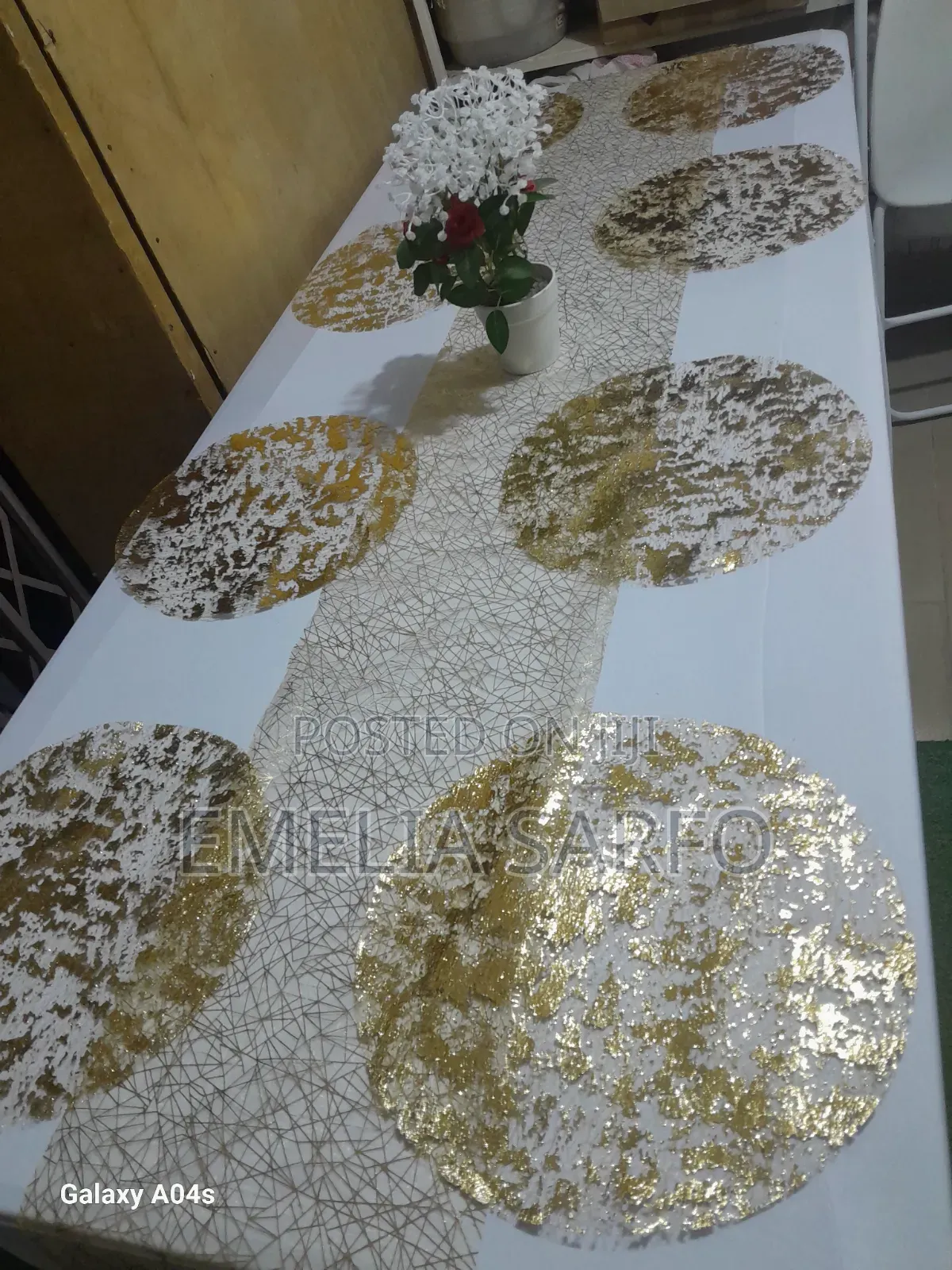 Place Mats and Table Runner