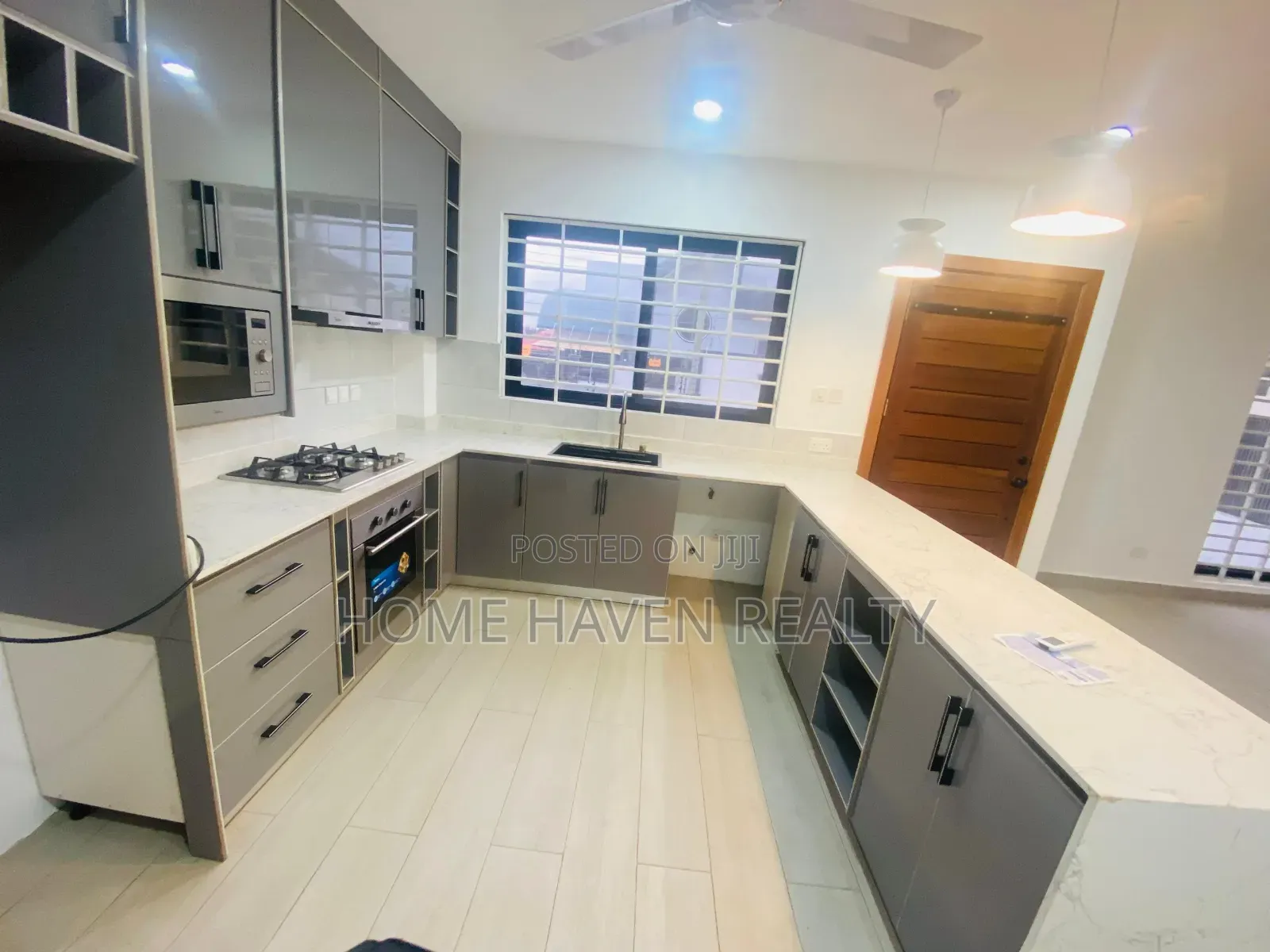 2bdrm House in Spintex Coastal, Baatsona Total for rent
