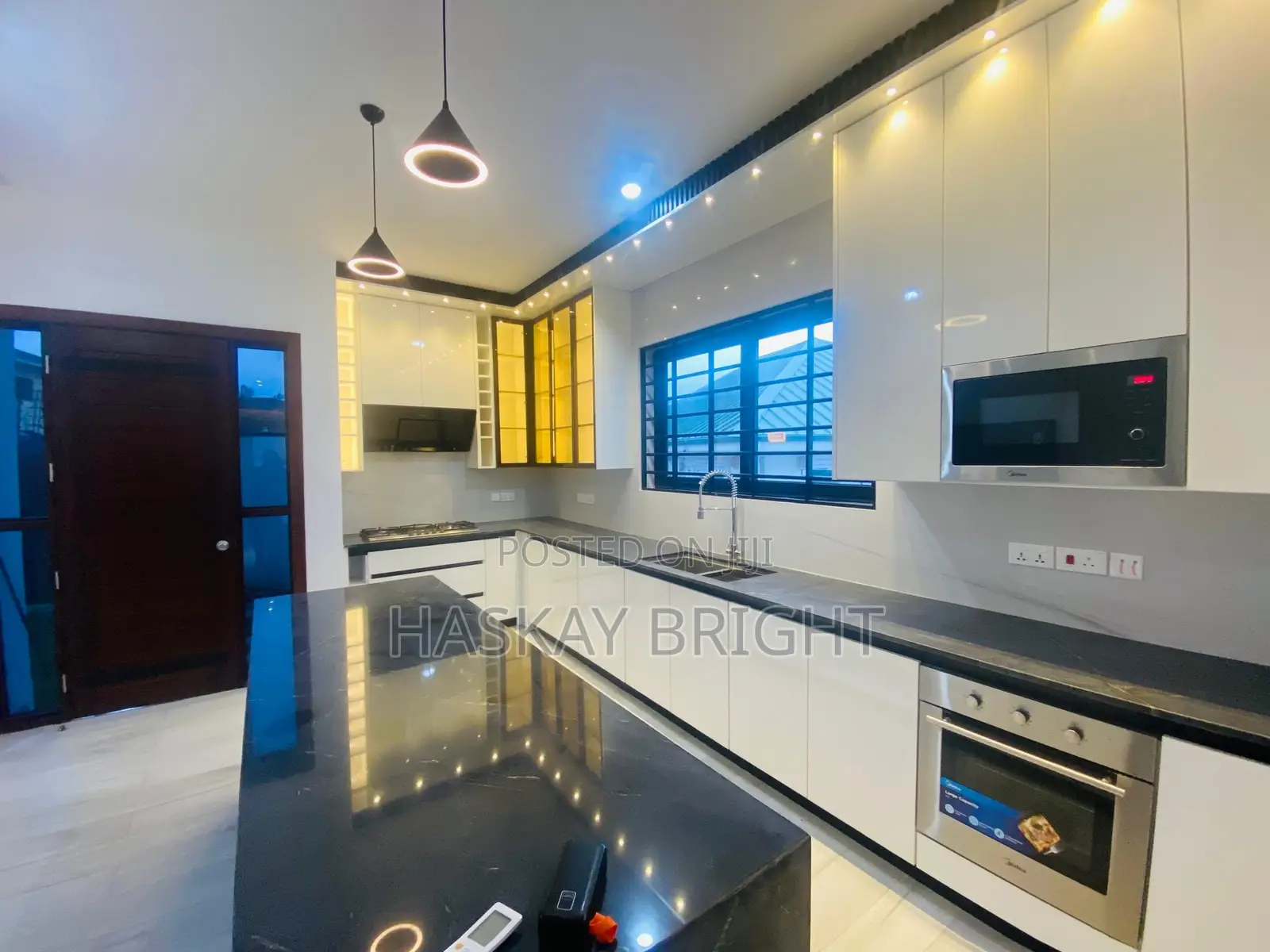 3bdrm House in Spintex for sale