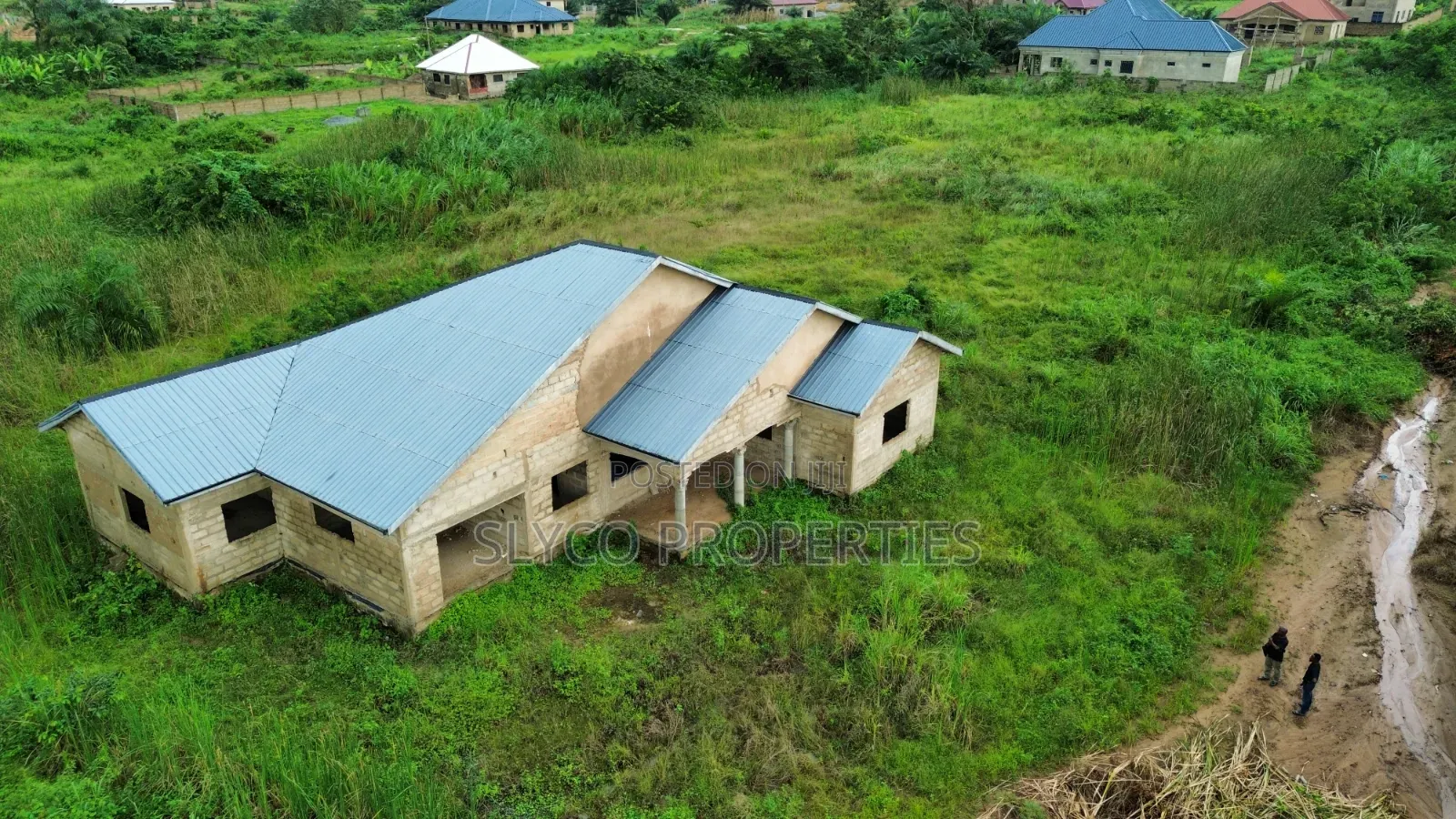 4bdrm House in Fcb Estate, New-Juaben Municipal for sale