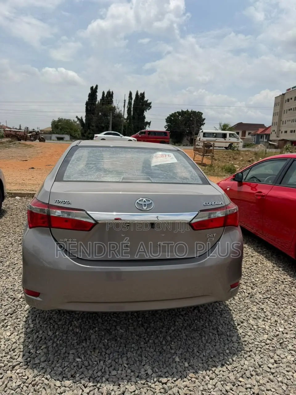 Toyota Corolla SE 4dr Sedan (1.8L 4cyl CVT) 2017 Beige