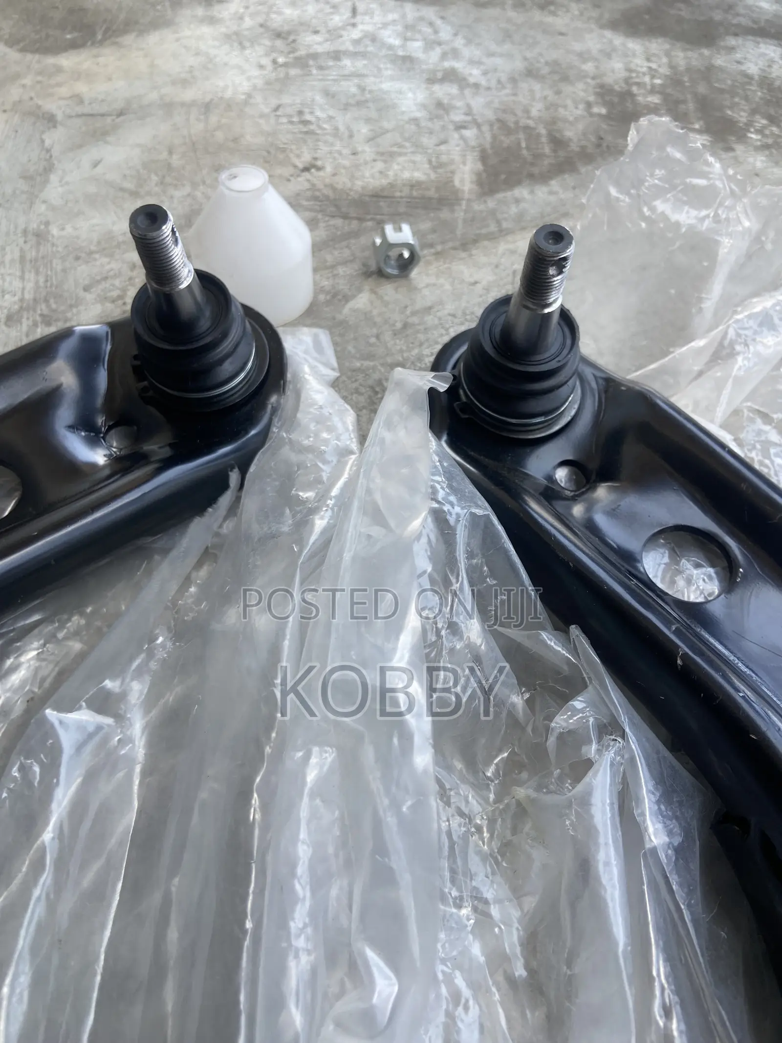 Yaris / Vitz 2007,2008,2009,2010,2011,2012,2013,2014,2015 Lower Arm