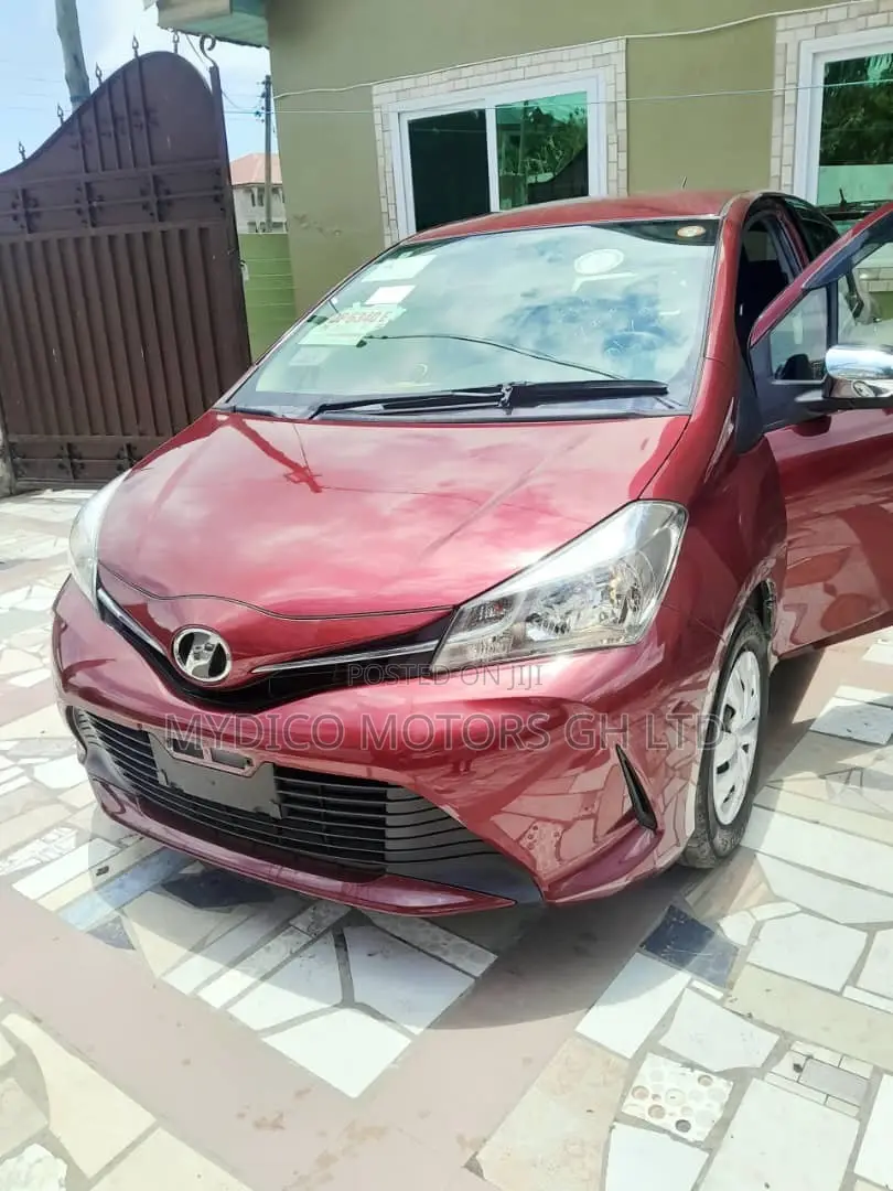Toyota Vitz 1.3 AWD 3dr 2015 Red