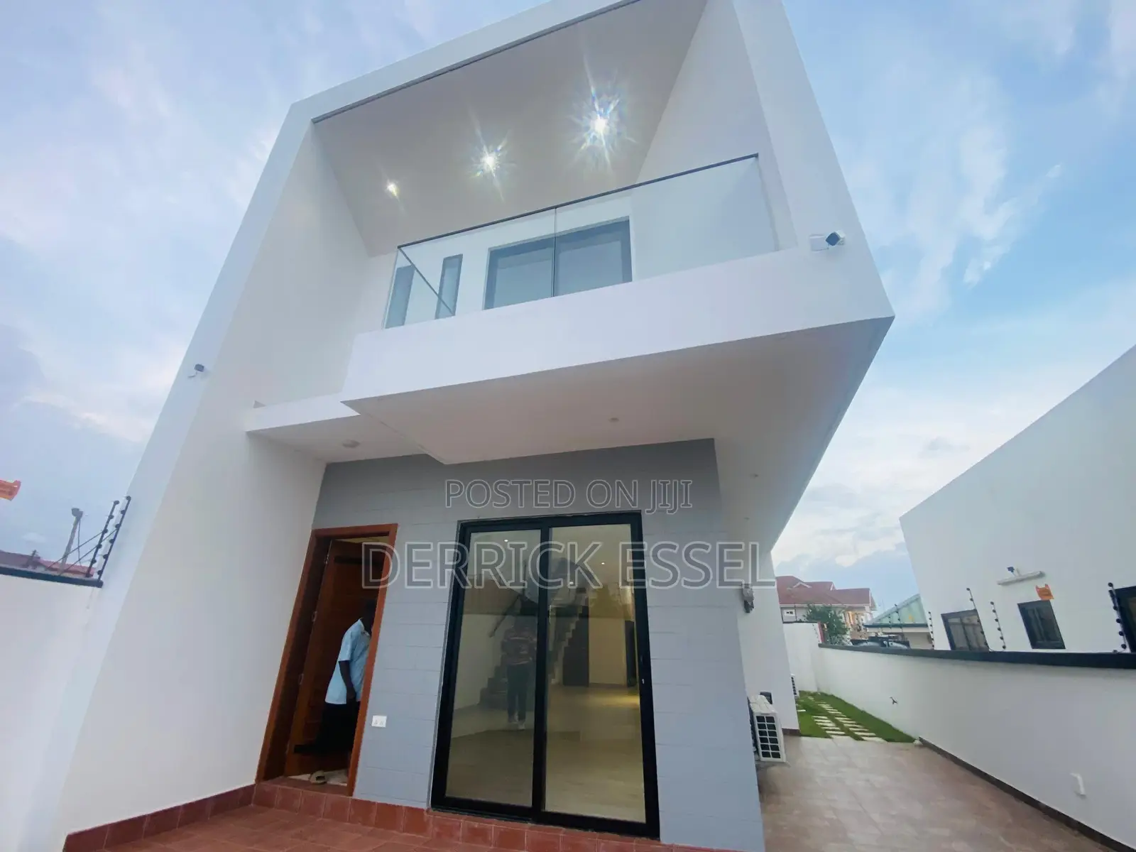 3bdrm House in Christ Mind Limited, Spintex for sale