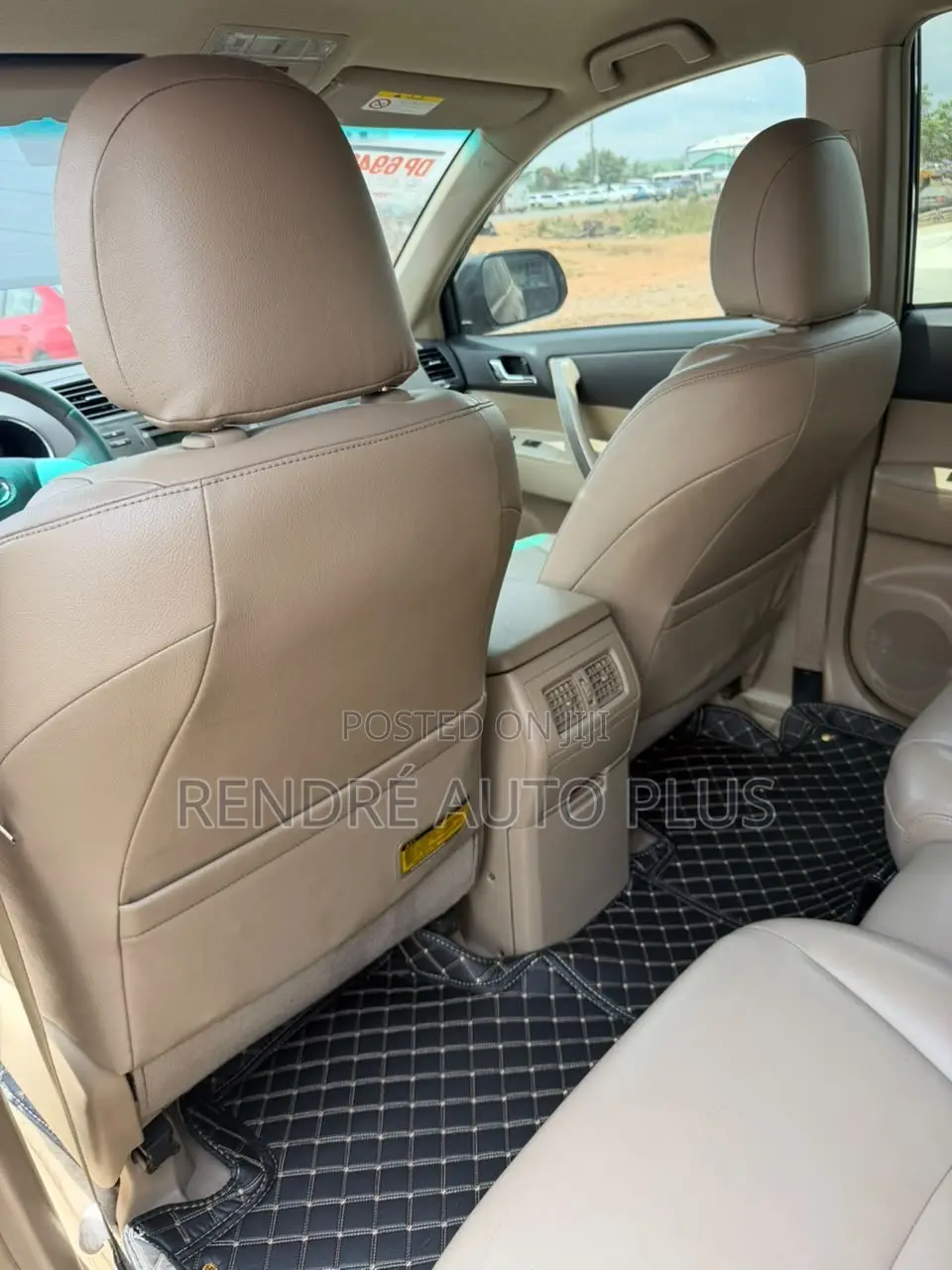 Toyota Highlander SE 2012 Black