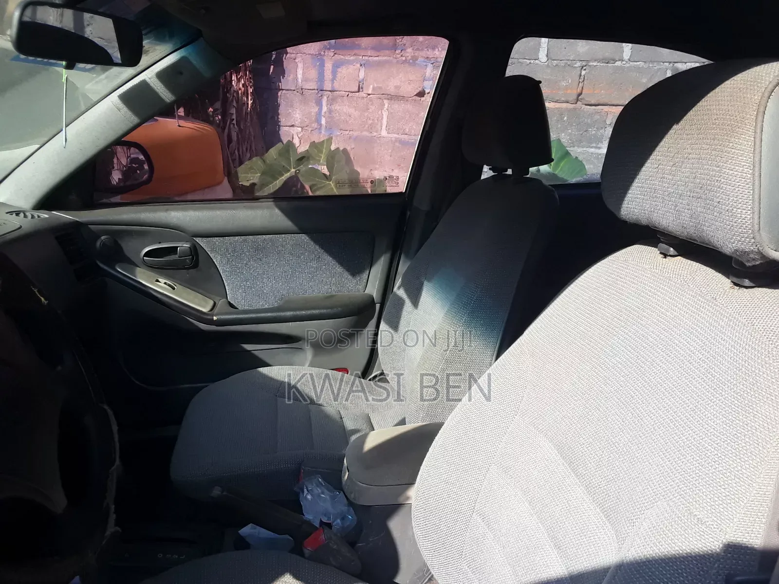 Hyundai Elantra 2004 Gray