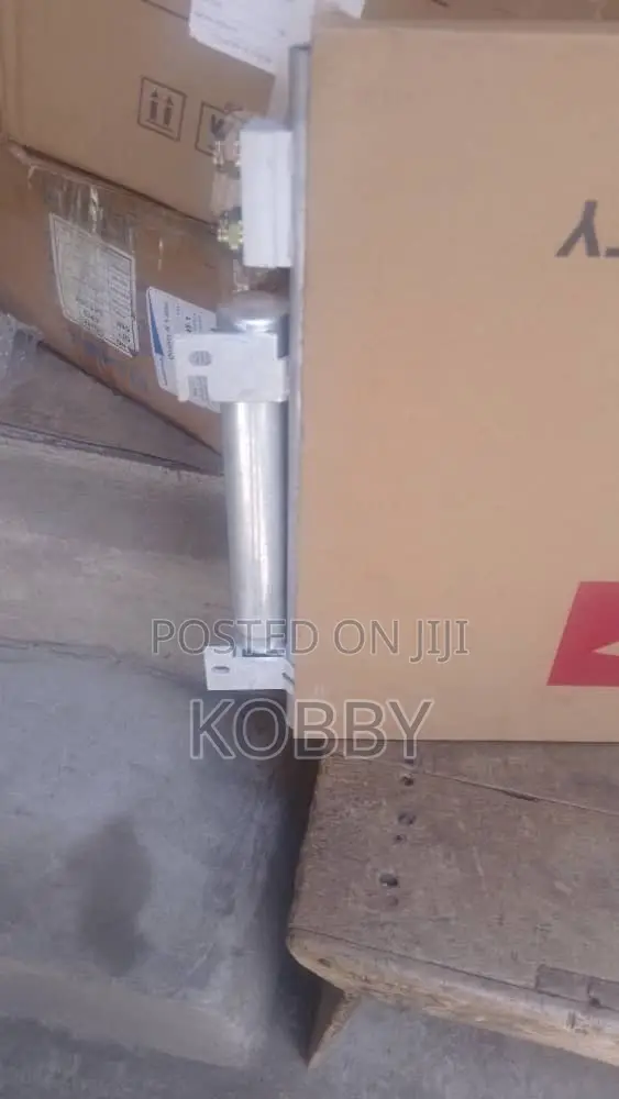 Chrysler 200 / 300 a/C Condenser 2006,2007,2010,2012,2013,2014,2015