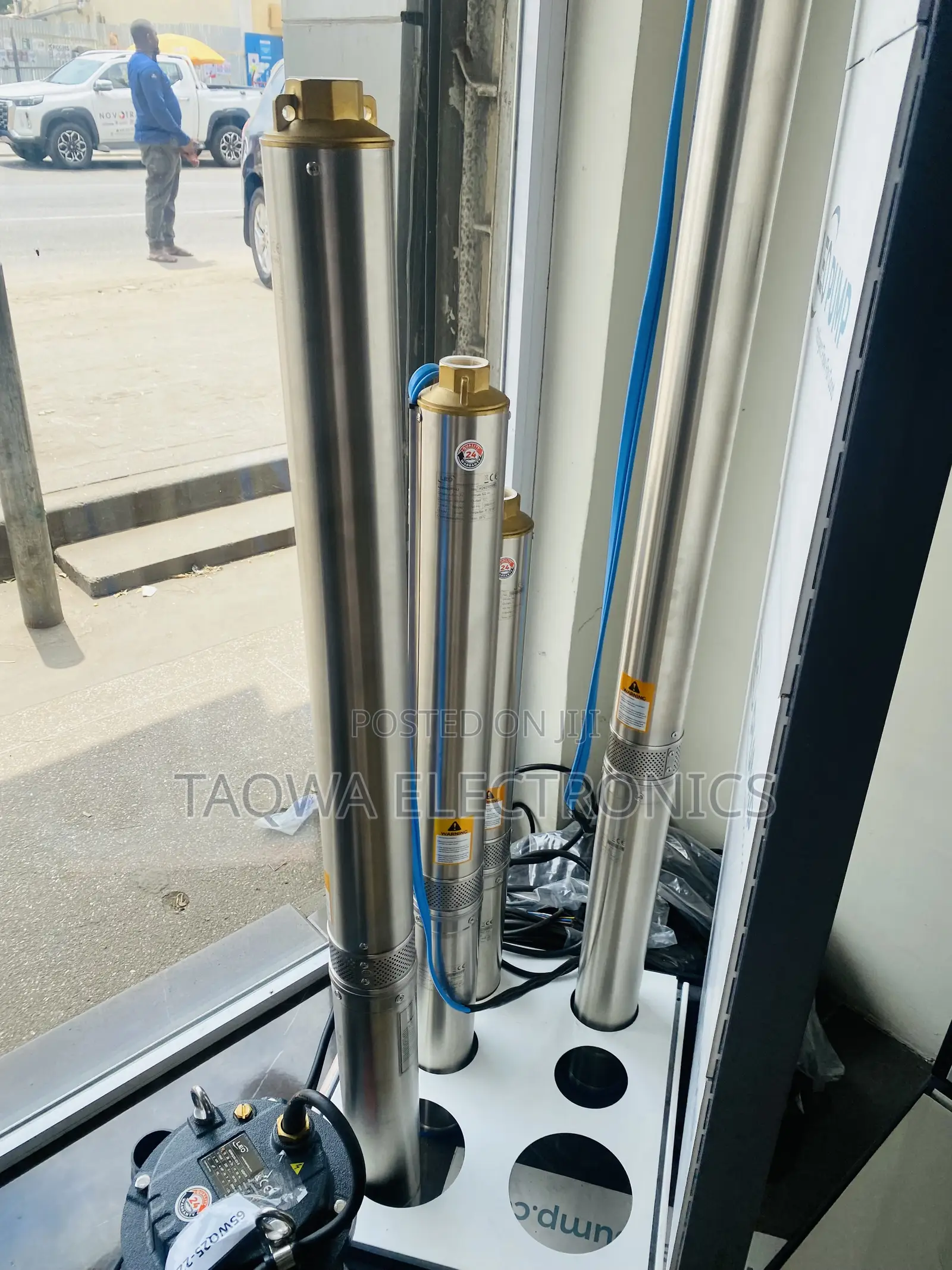Leo Long 2hp Borehole Pump