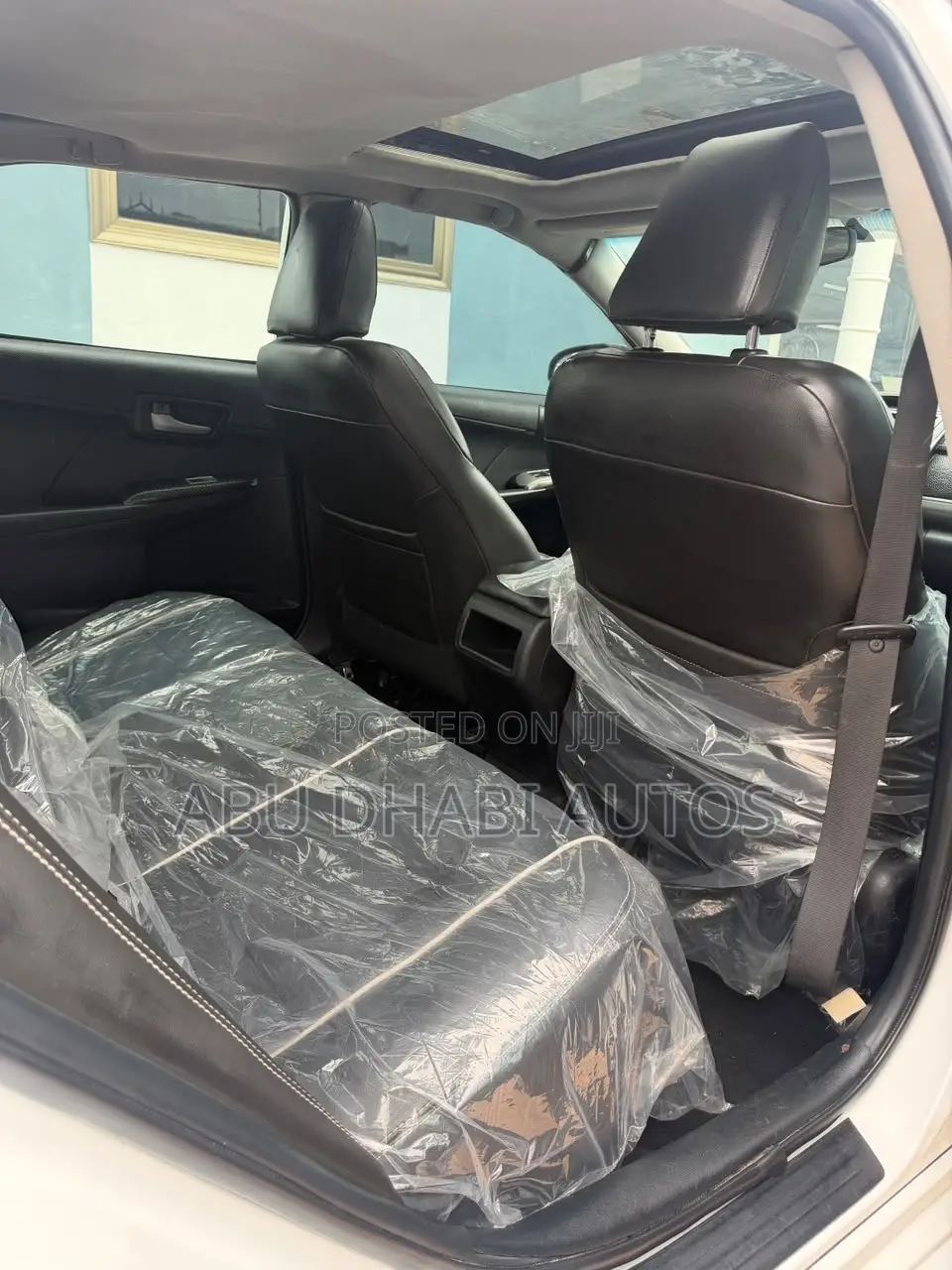 Toyota Camry SE 4dr Sedan (2.5L 4cyl 6A) 2014 White