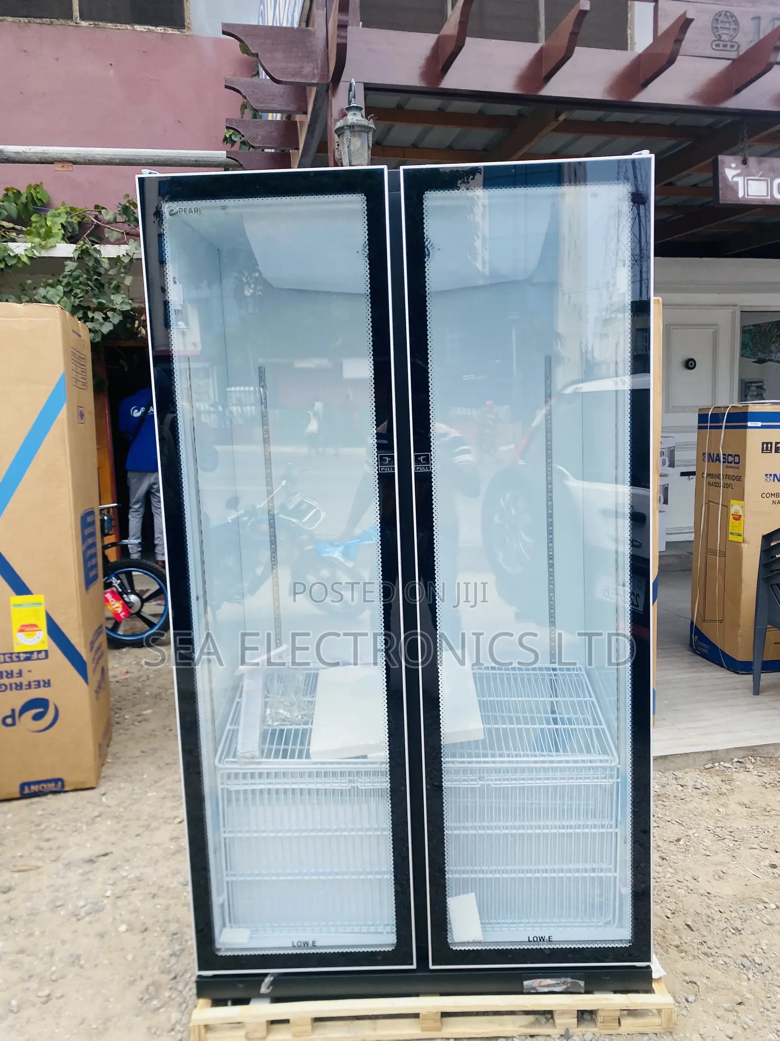 Fresh Pearl Double Door Display Fridge