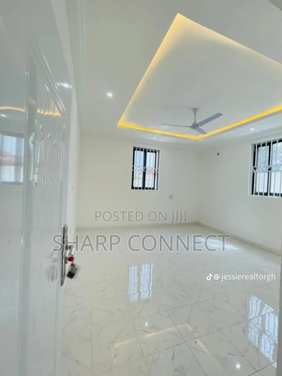 3bdrm House in Sharp-Connect, Adade for rent