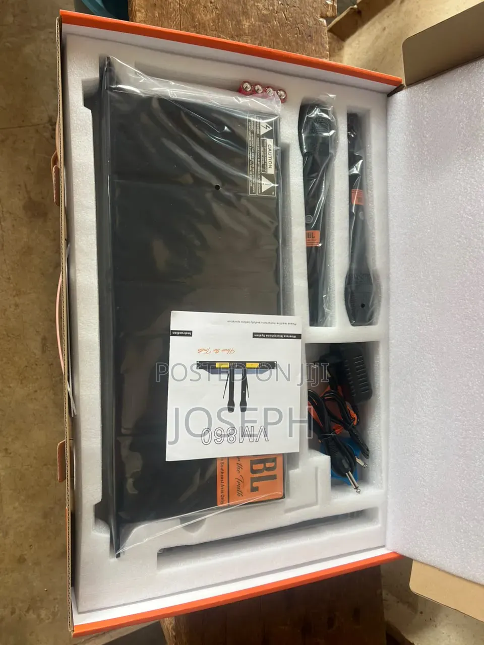 JBL Cordless Microphone