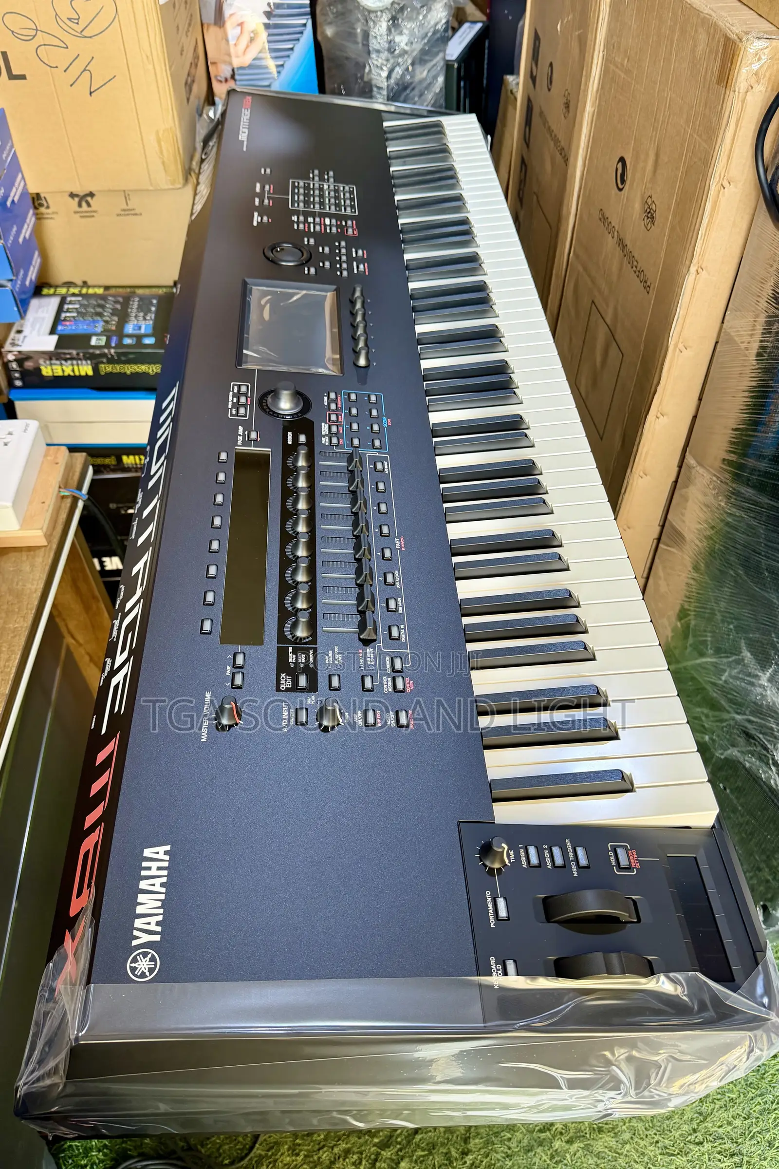 Montage M8X 88-Key Synthesizer + [Free Tower Keyboard Stand]