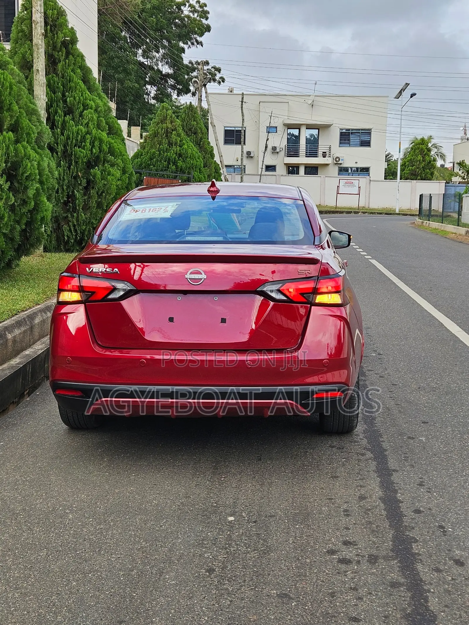 Nissan Versa SR 2024 Burgundy