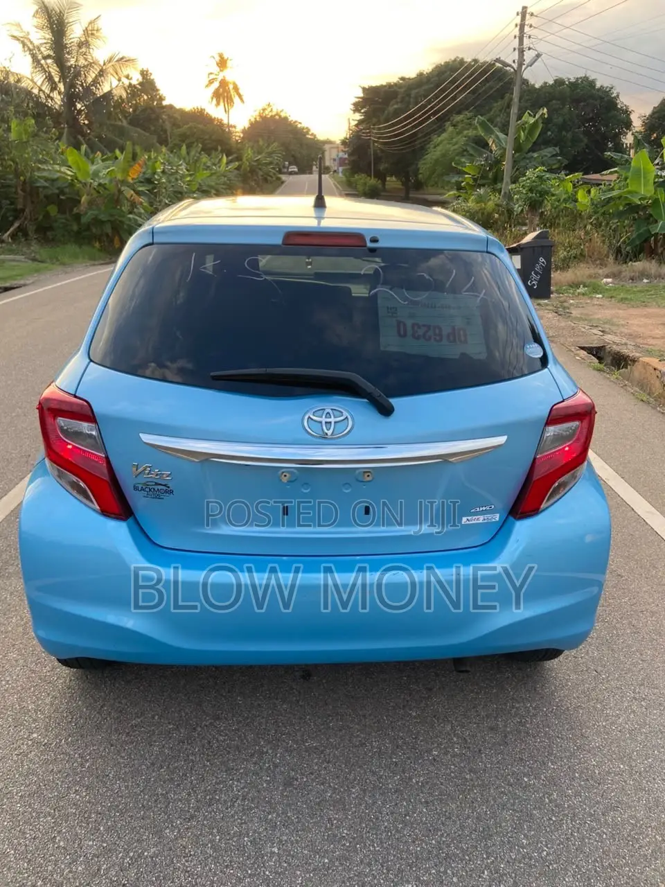 Toyota Vitz 1.5 FWD 5dr 2015 Blue