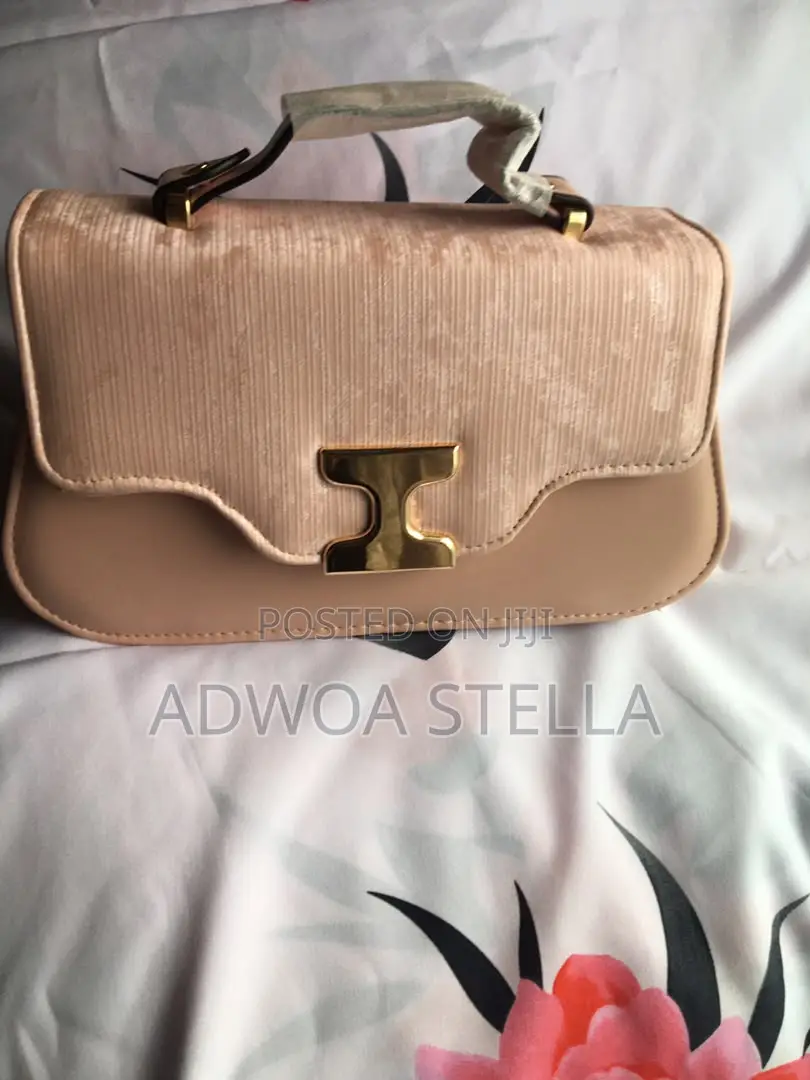 Luxury Ladies Look Handbag